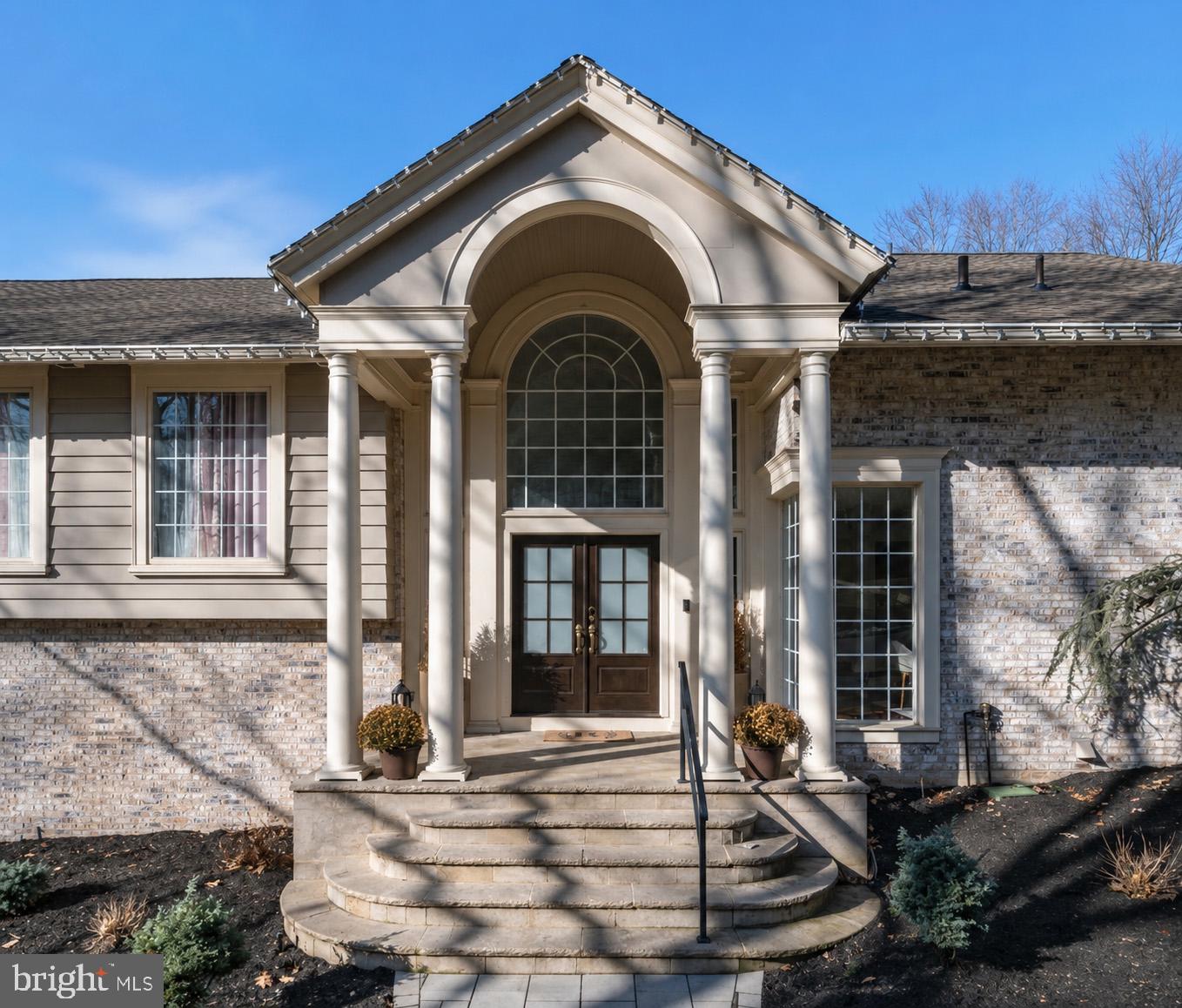 BIRDLAND - Residential