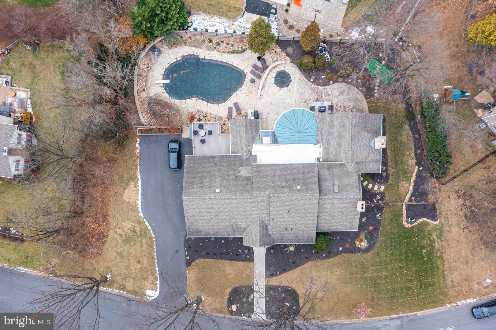 BIRDLAND - Residential