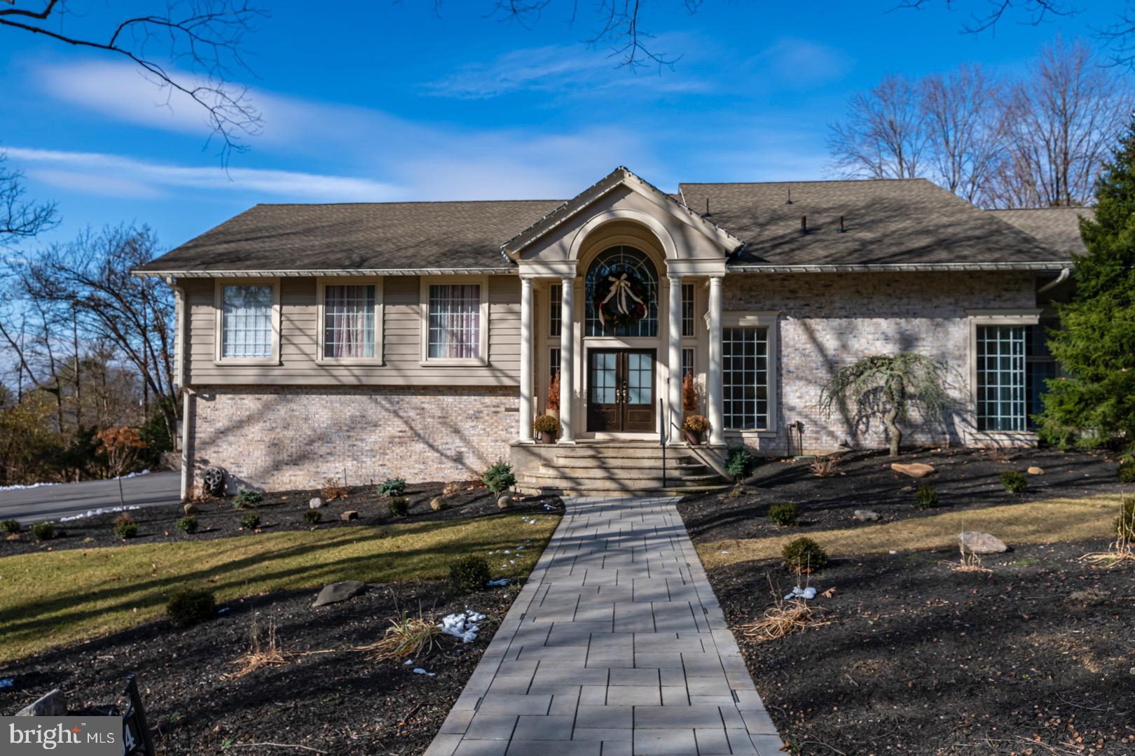 BIRDLAND - Residential