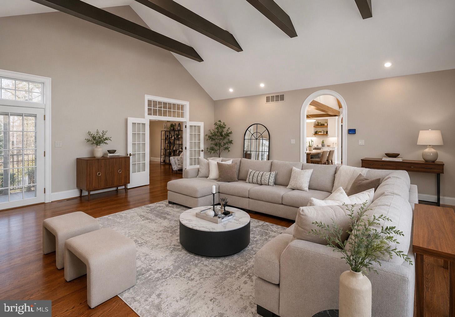 BIRDLAND - Residential