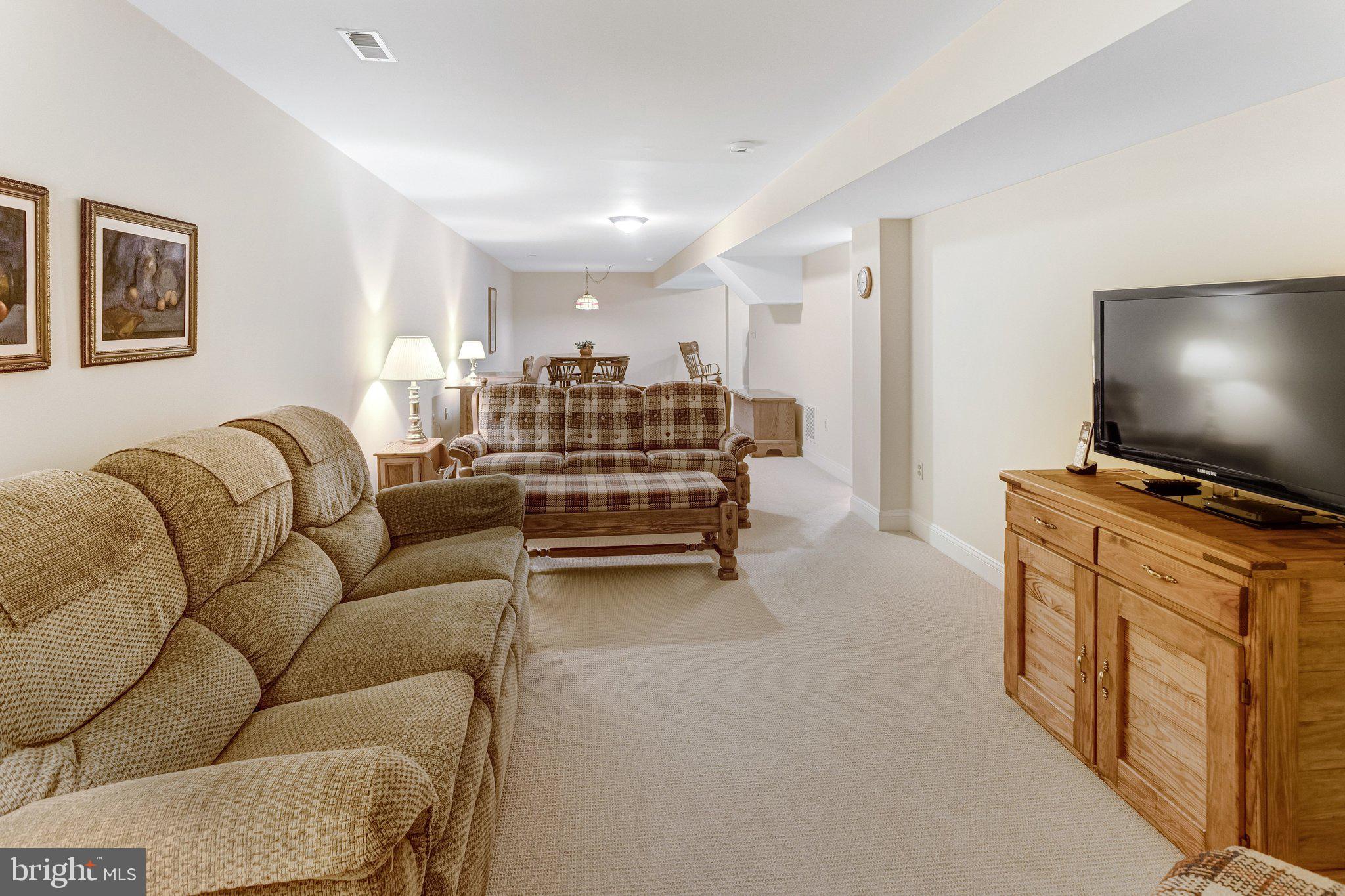 VALLEY VUE - Residential