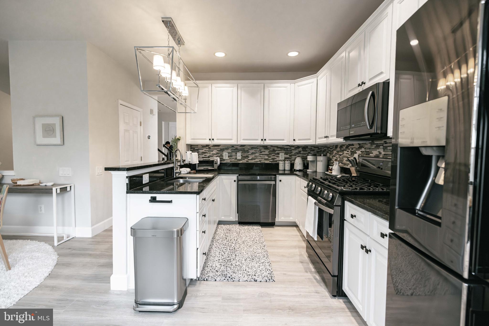 SUMMERFIELD CROSSING - Residential