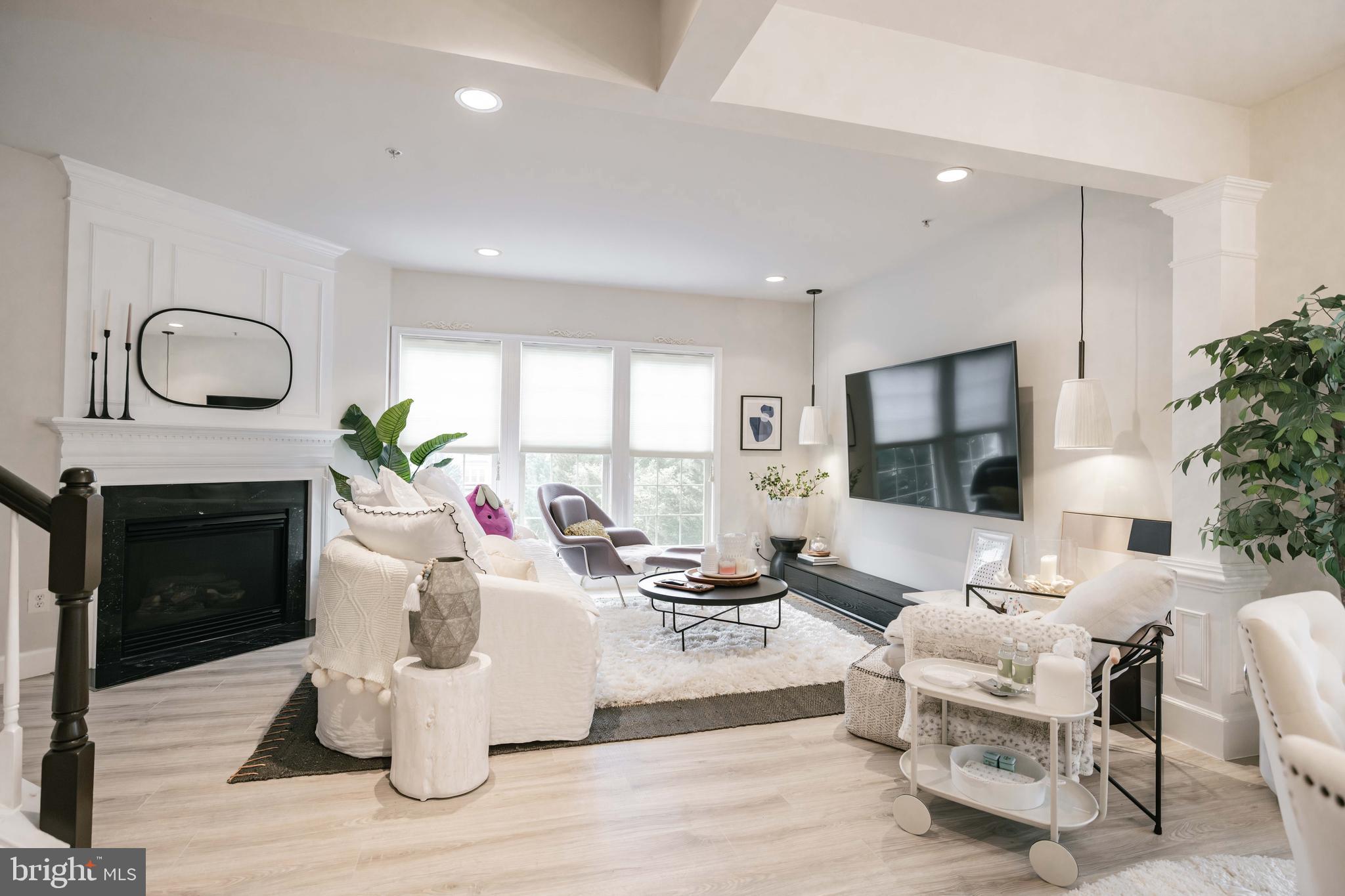 SUMMERFIELD CROSSING - Residential