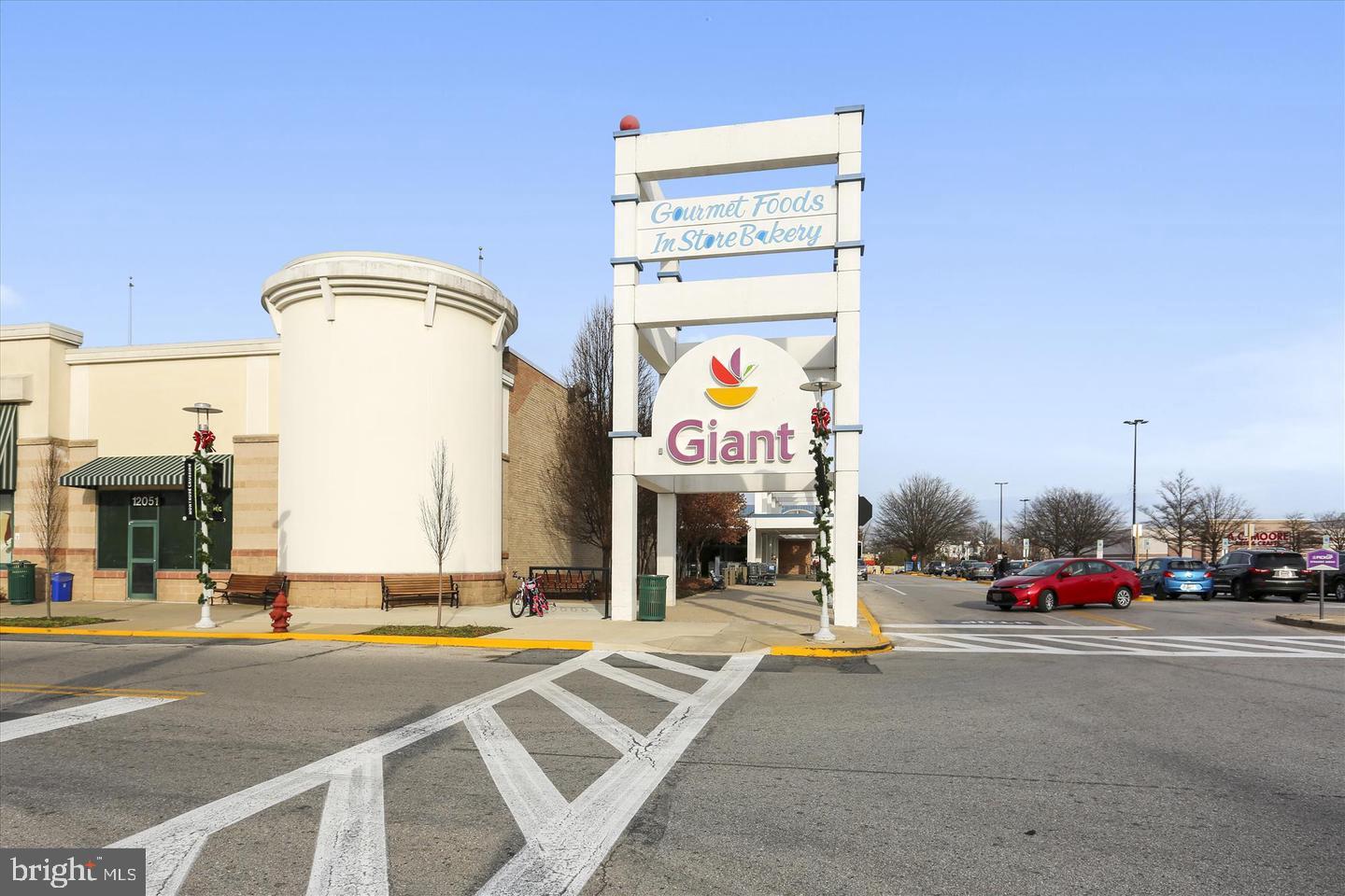 THE FORUM - Residential Lease