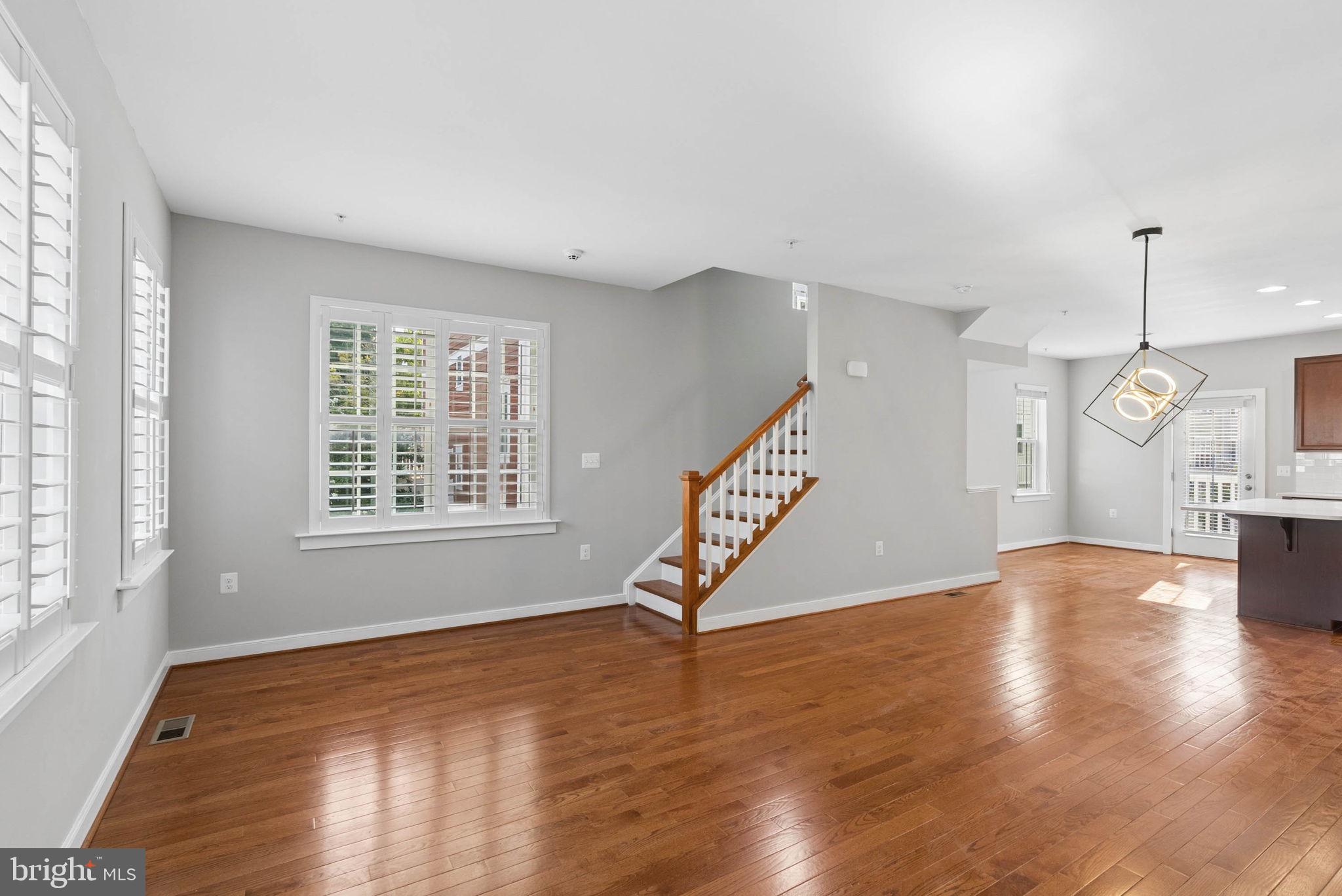 TOWSON MANOR VILLAGE - Residential