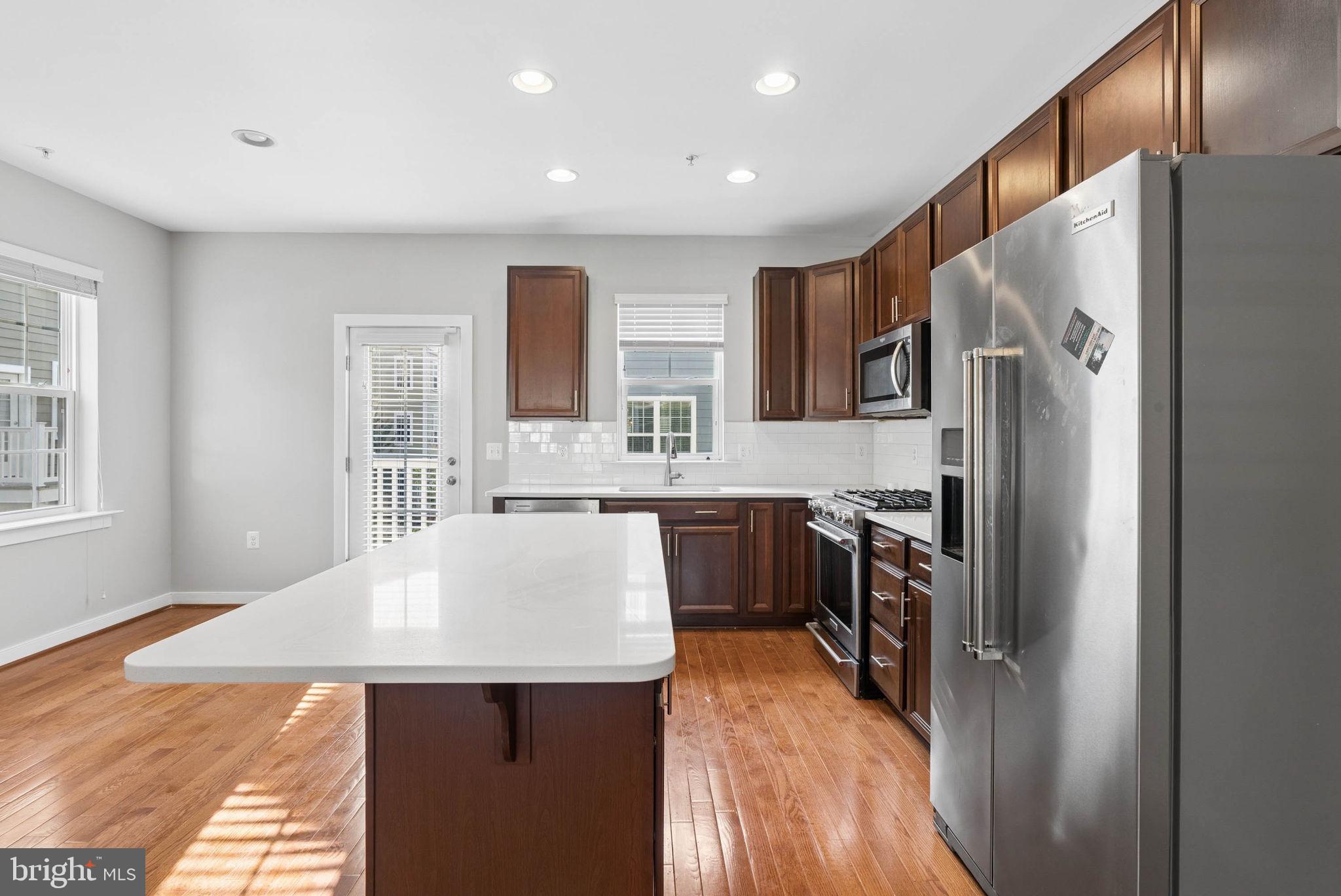 TOWSON MANOR VILLAGE - Residential