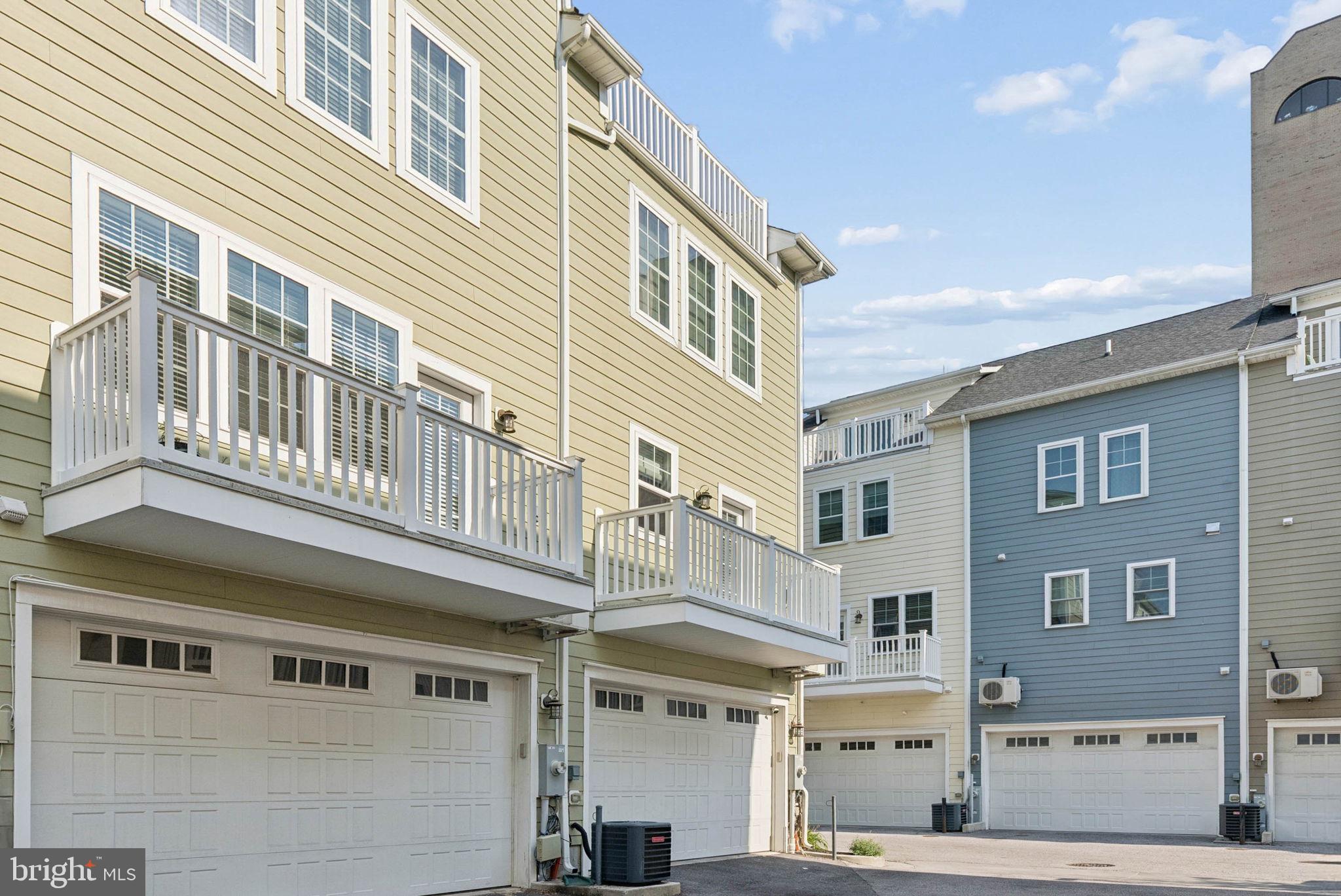 TOWSON MANOR VILLAGE - Residential