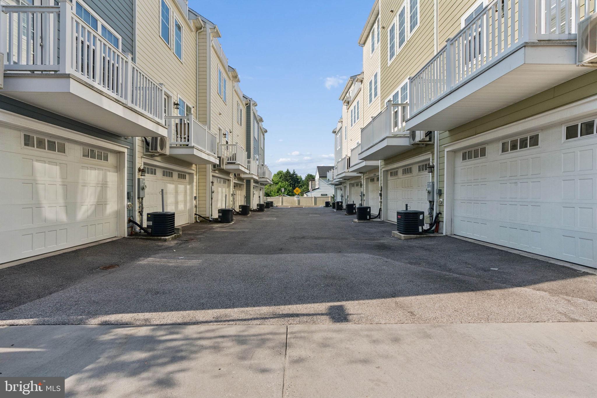 TOWSON MANOR VILLAGE - Residential