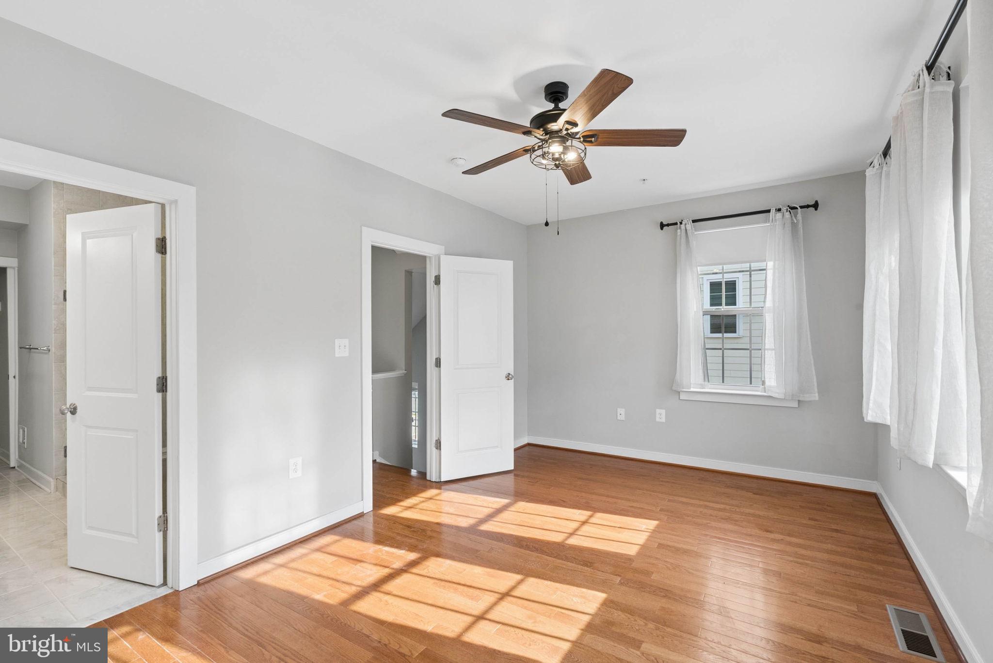TOWSON MANOR VILLAGE - Residential