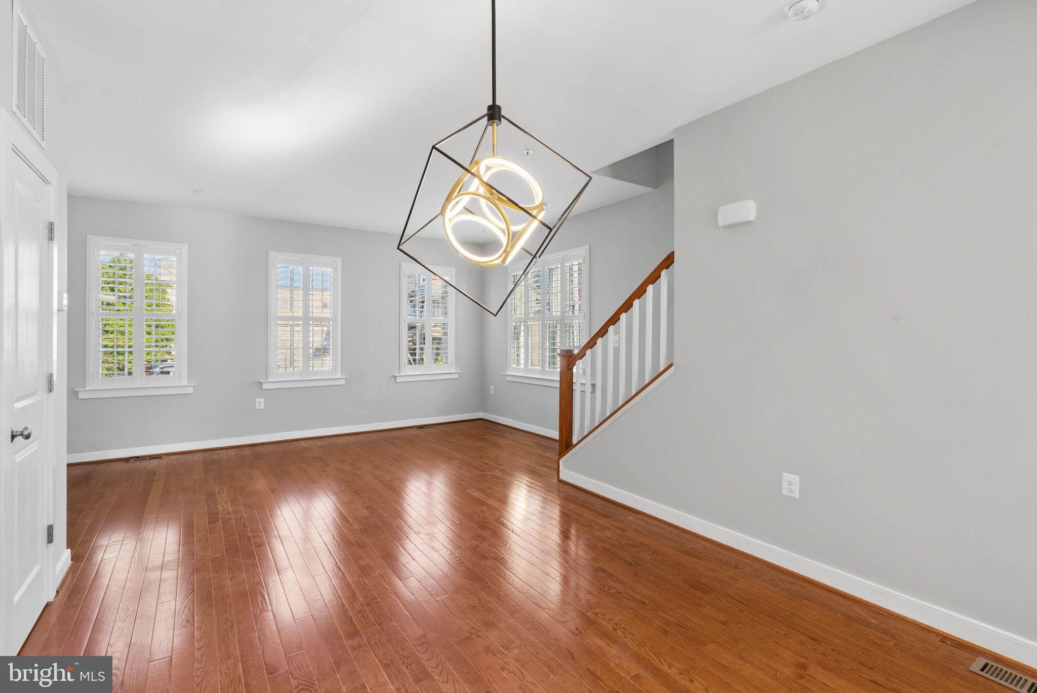 TOWSON MANOR VILLAGE - Residential