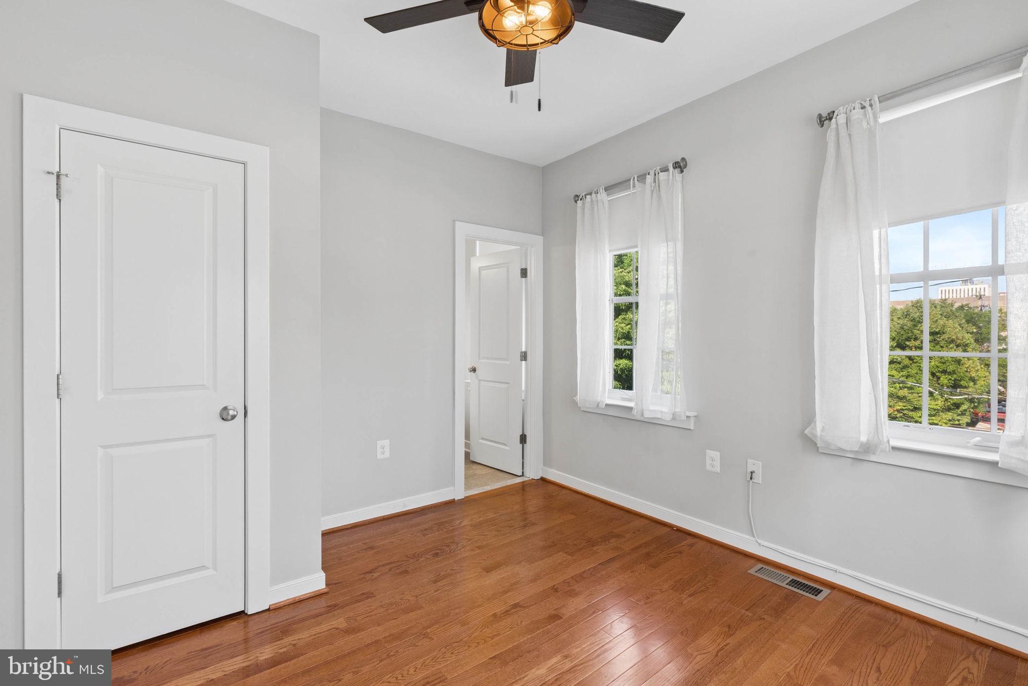 TOWSON MANOR VILLAGE - Residential