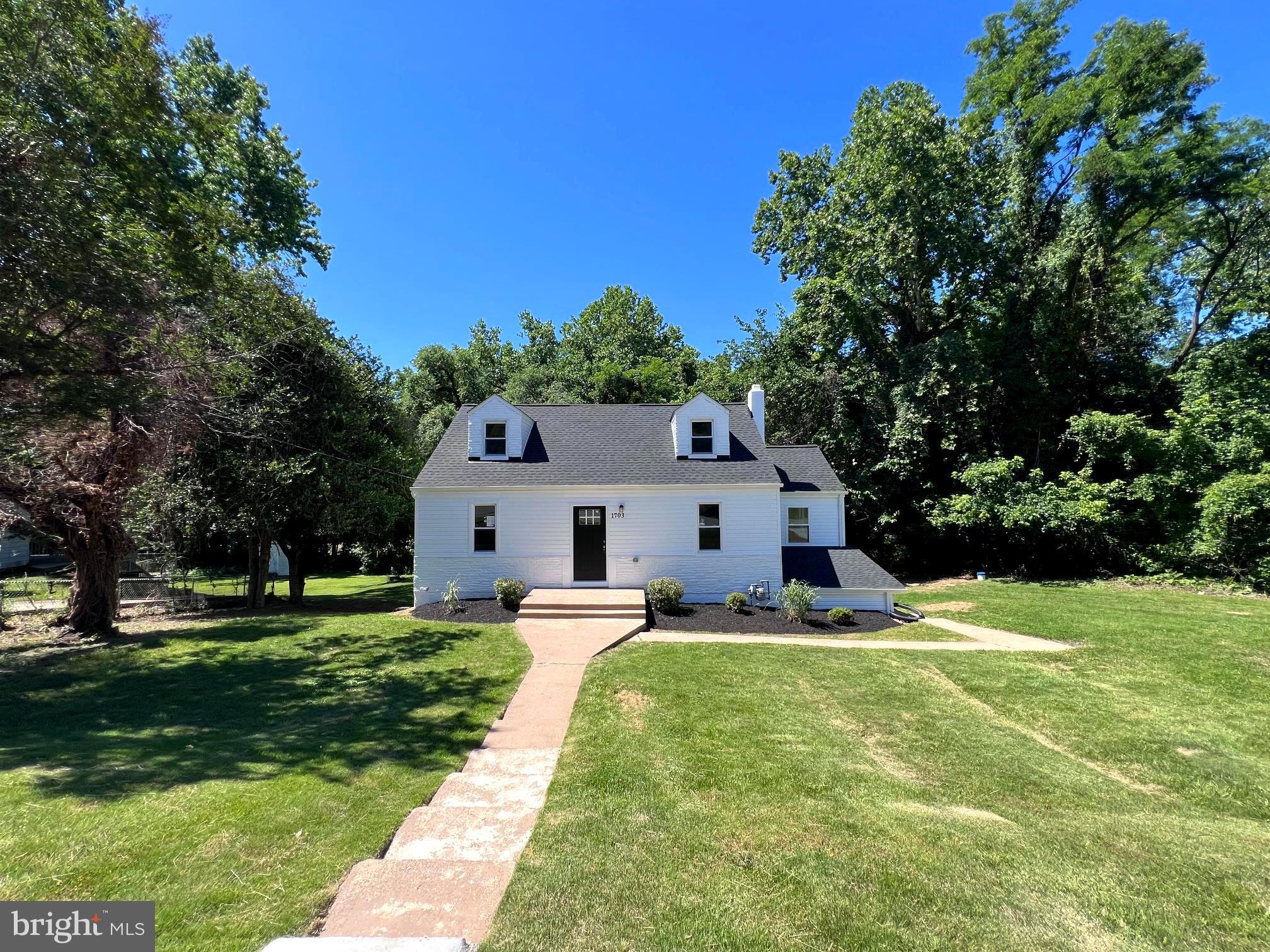 FRIENDLY FARMS - Residential