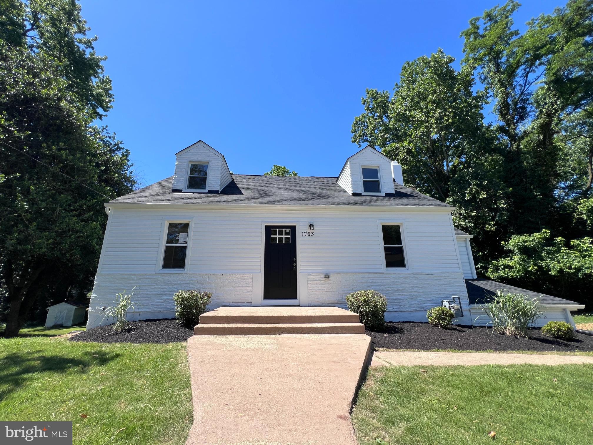 FRIENDLY FARMS - Residential