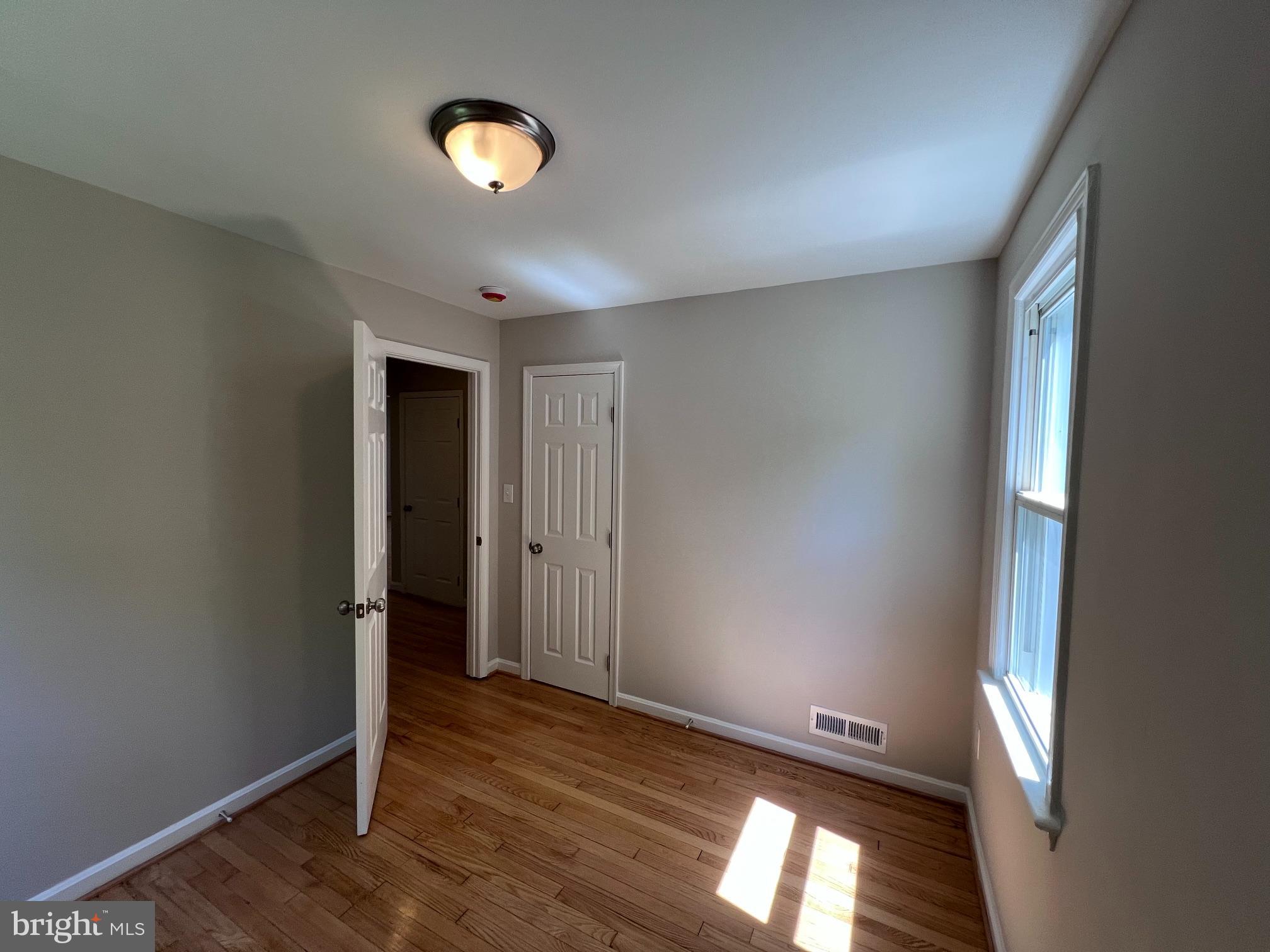 FRIENDLY FARMS - Residential