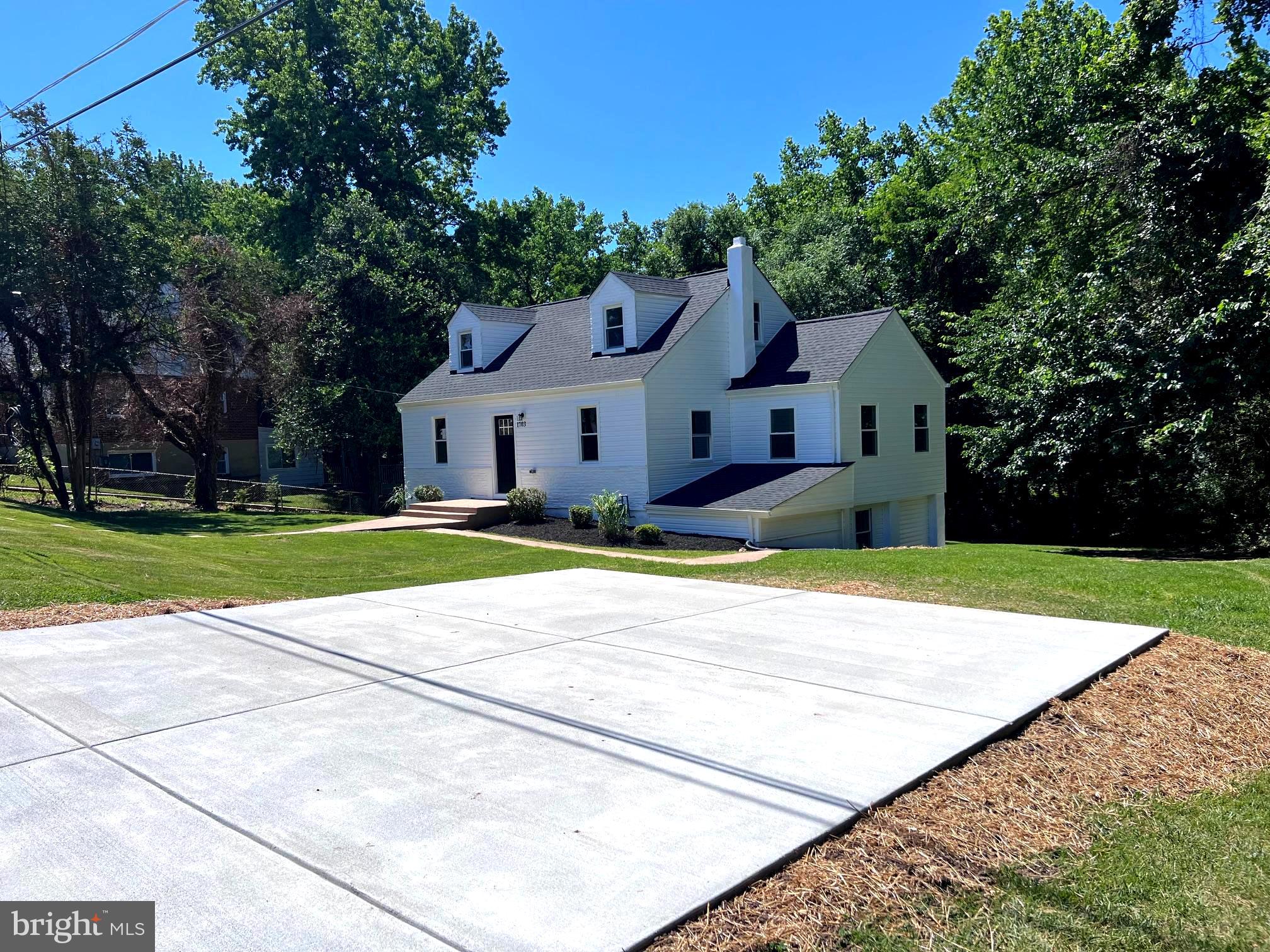 FRIENDLY FARMS - Residential