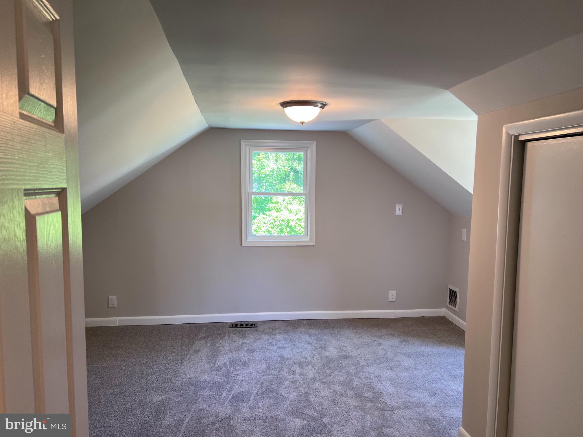 FRIENDLY FARMS - Residential