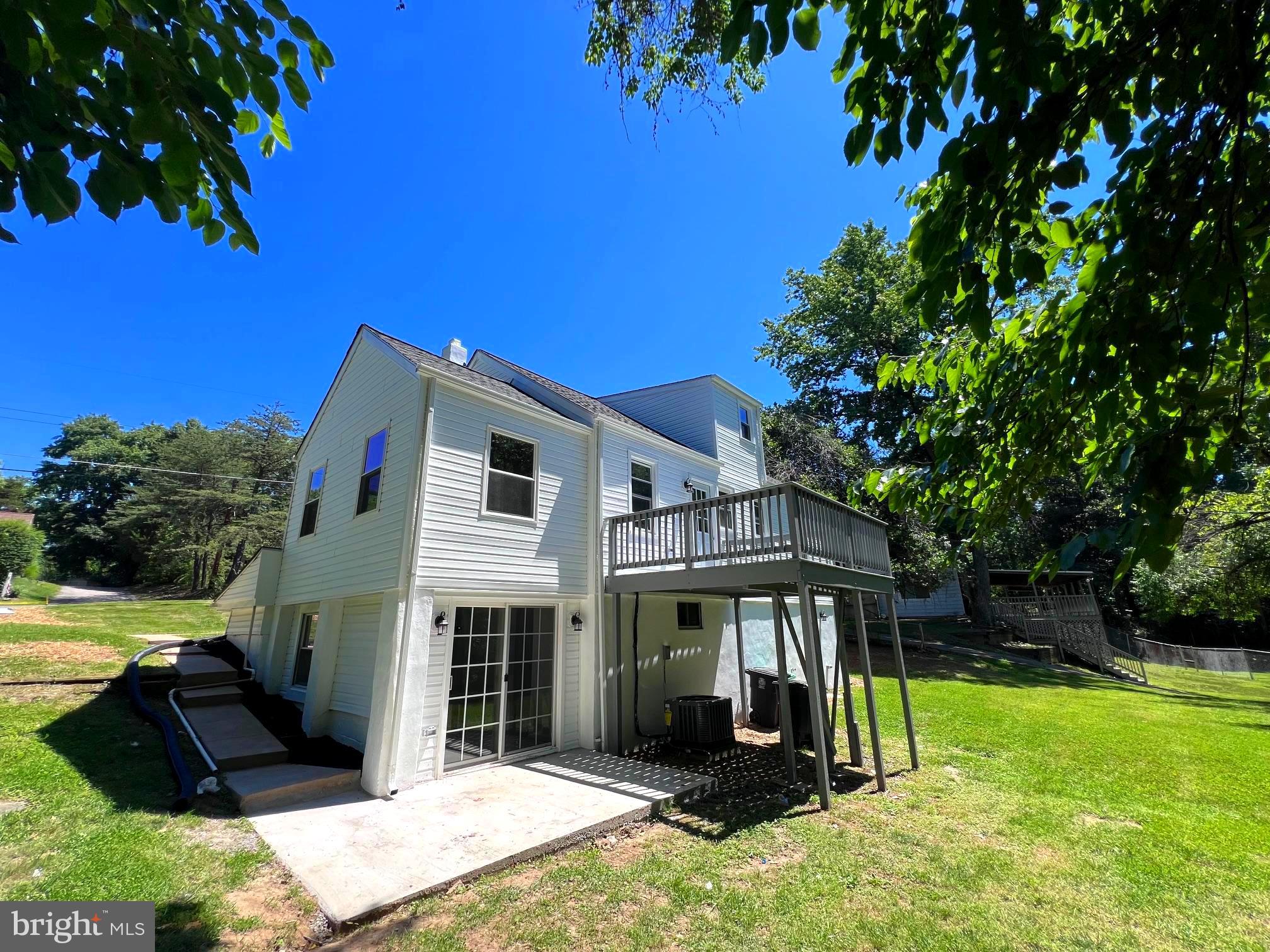 FRIENDLY FARMS - Residential
