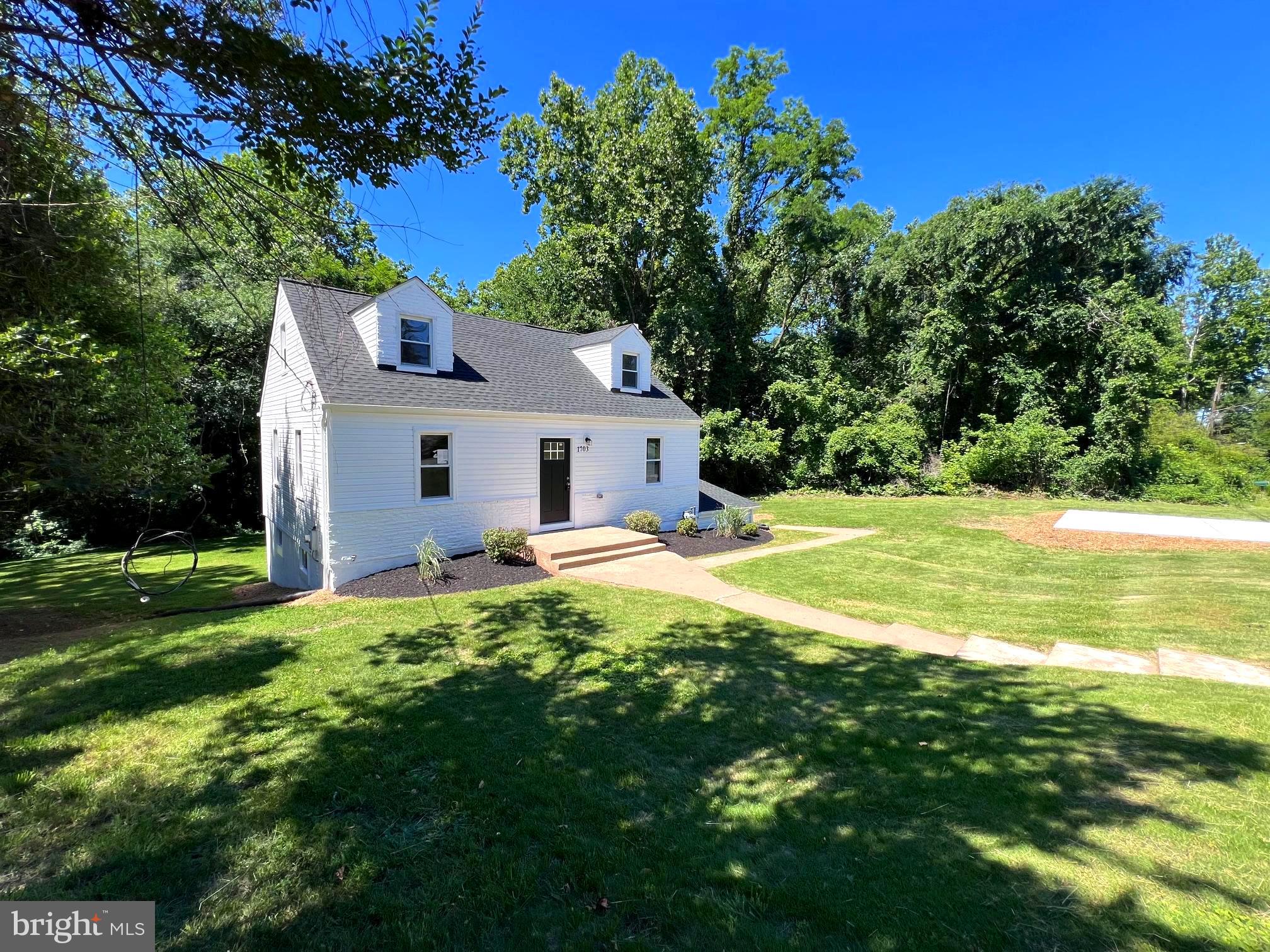 FRIENDLY FARMS - Residential