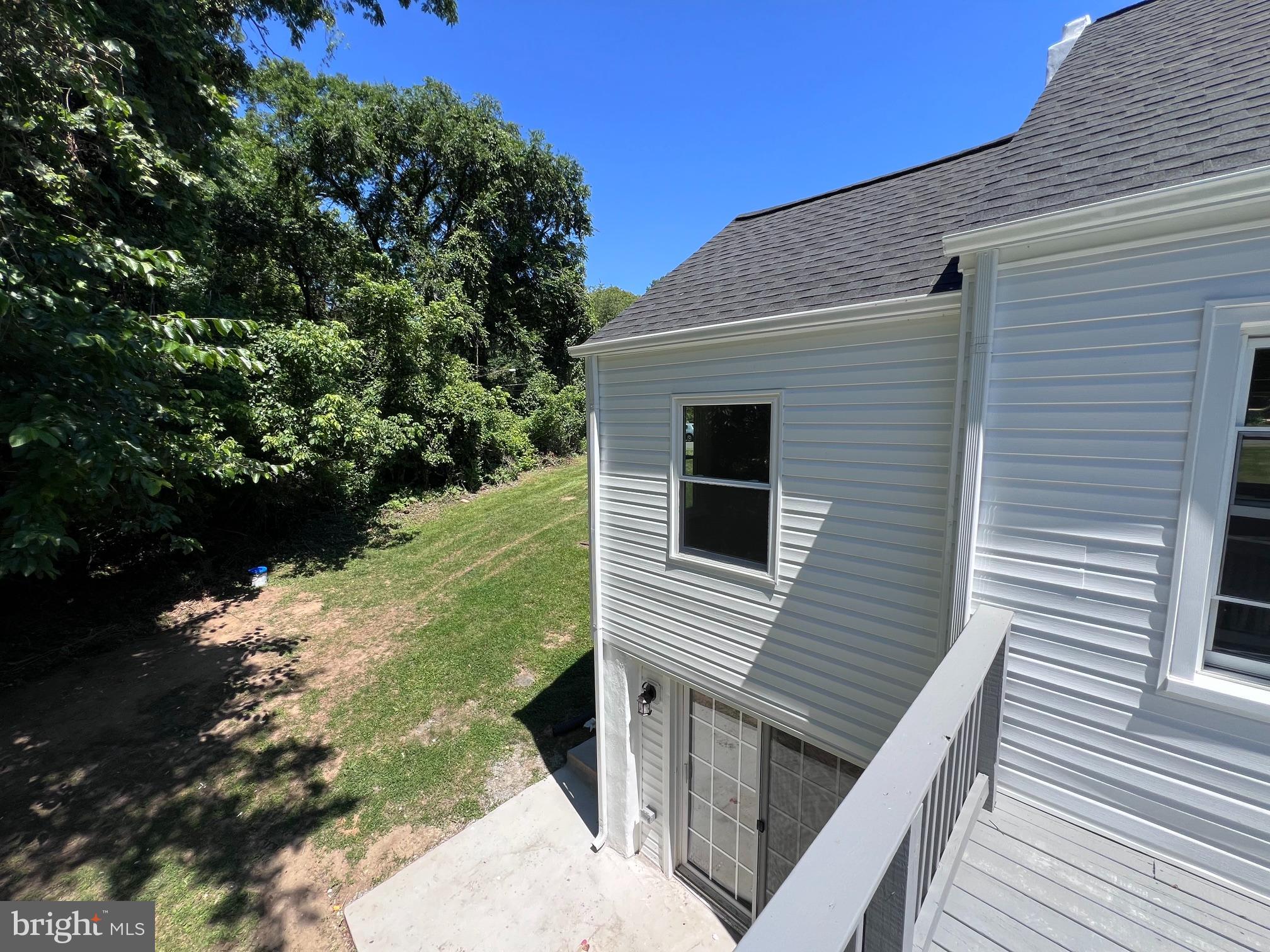 FRIENDLY FARMS - Residential