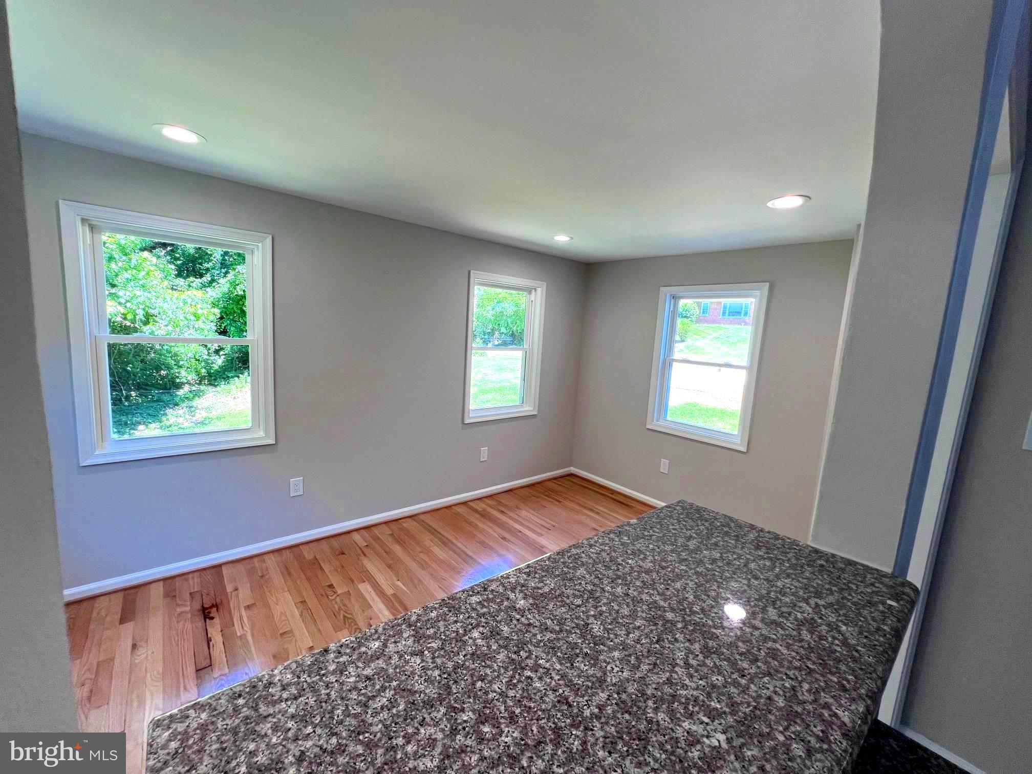 FRIENDLY FARMS - Residential