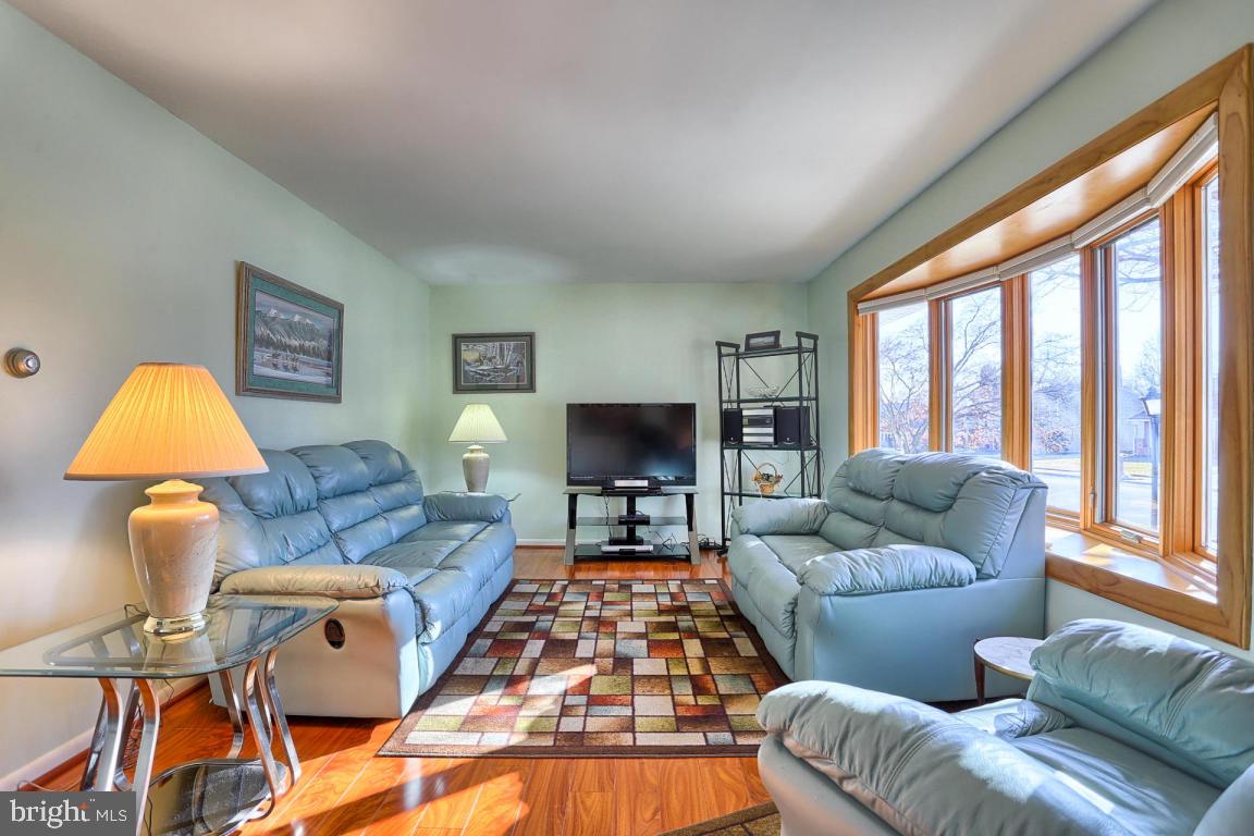 LANDIS FARMS - Residential