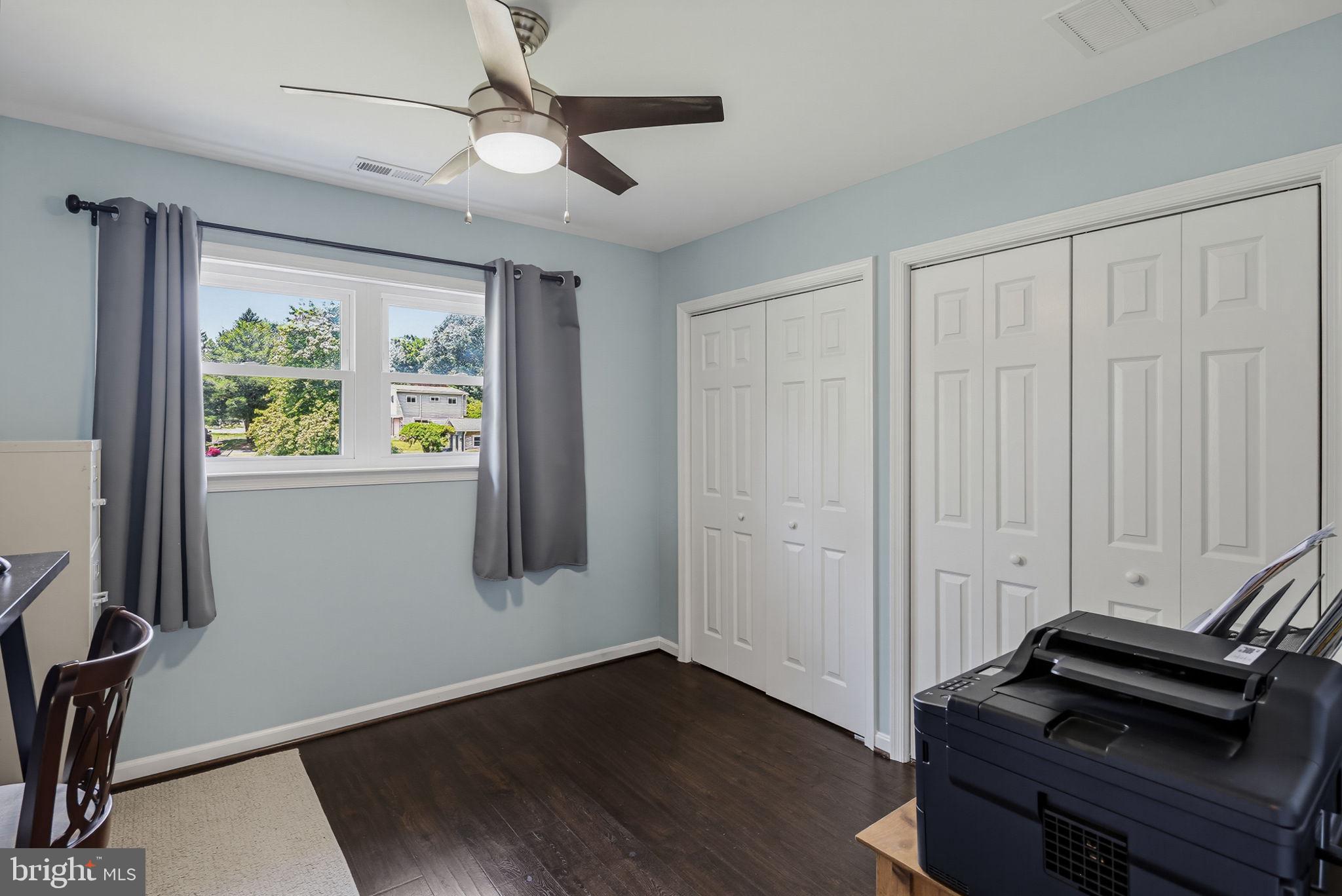 COLUMBIA HILLS - Residential