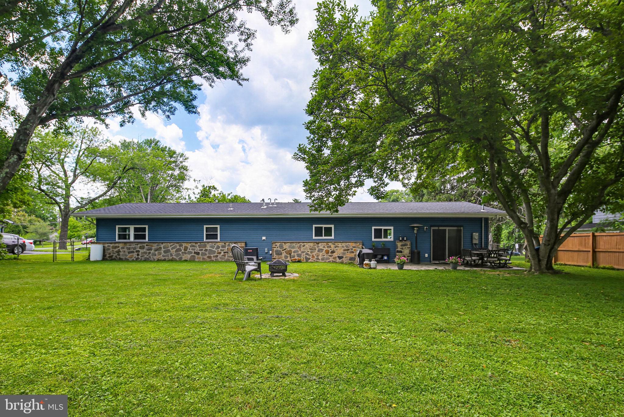 COLUMBIA HILLS - Residential