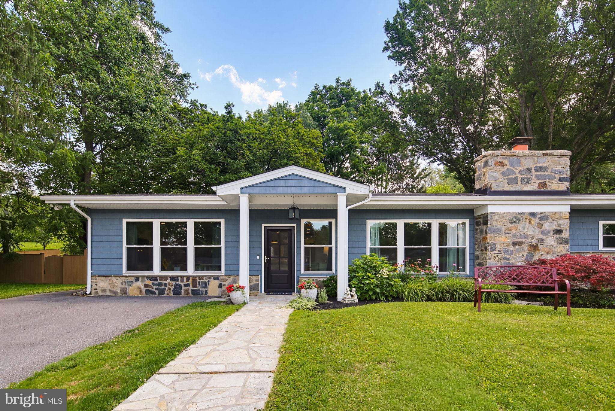 COLUMBIA HILLS - Residential
