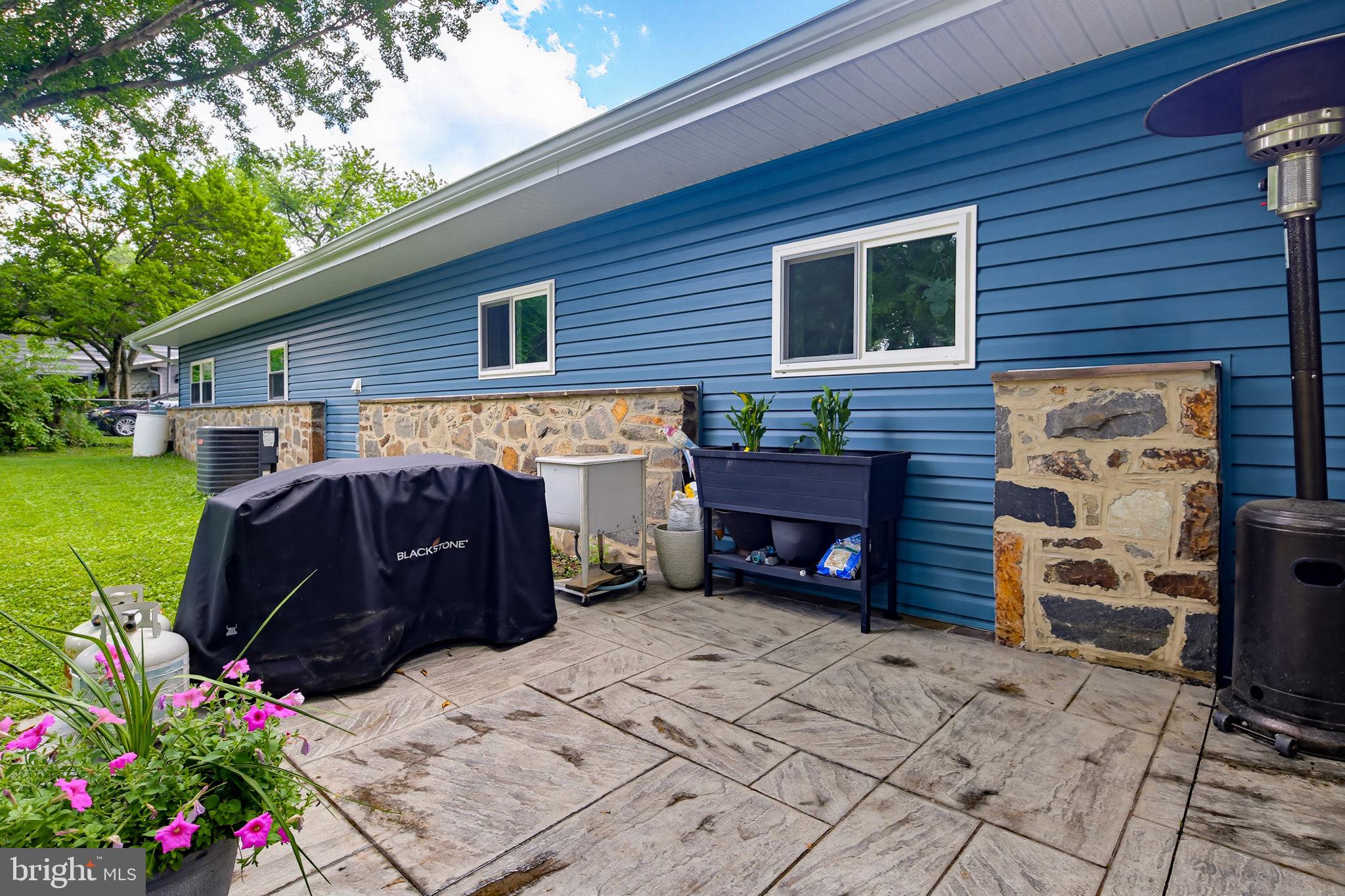 COLUMBIA HILLS - Residential