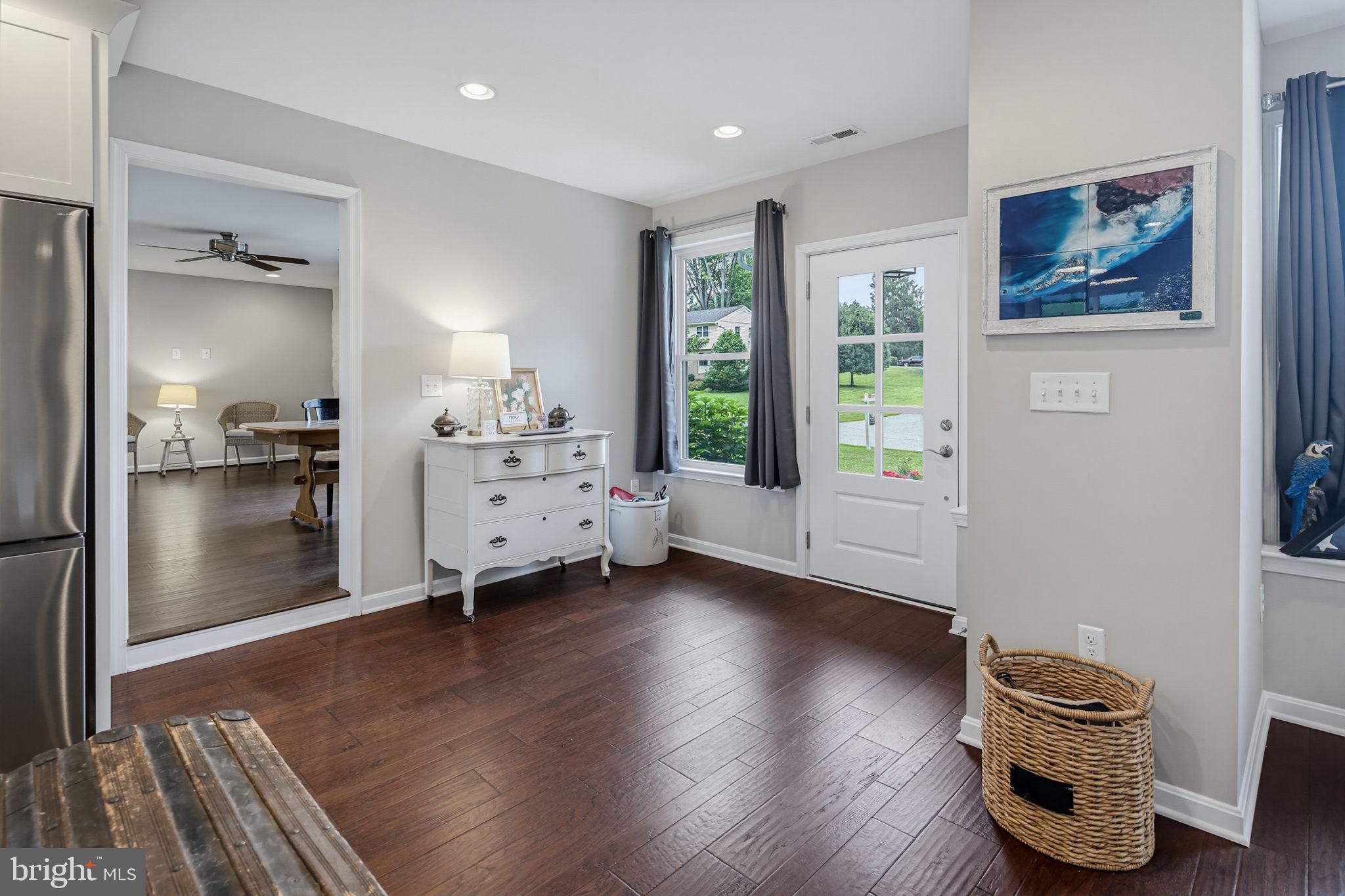 COLUMBIA HILLS - Residential