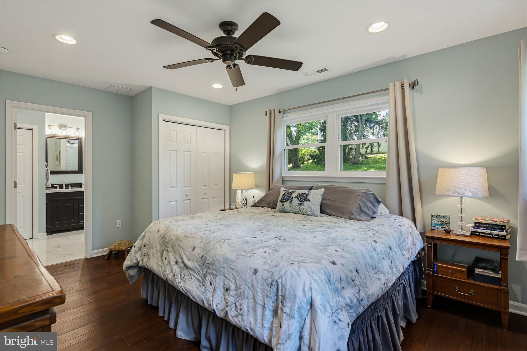 COLUMBIA HILLS - Residential