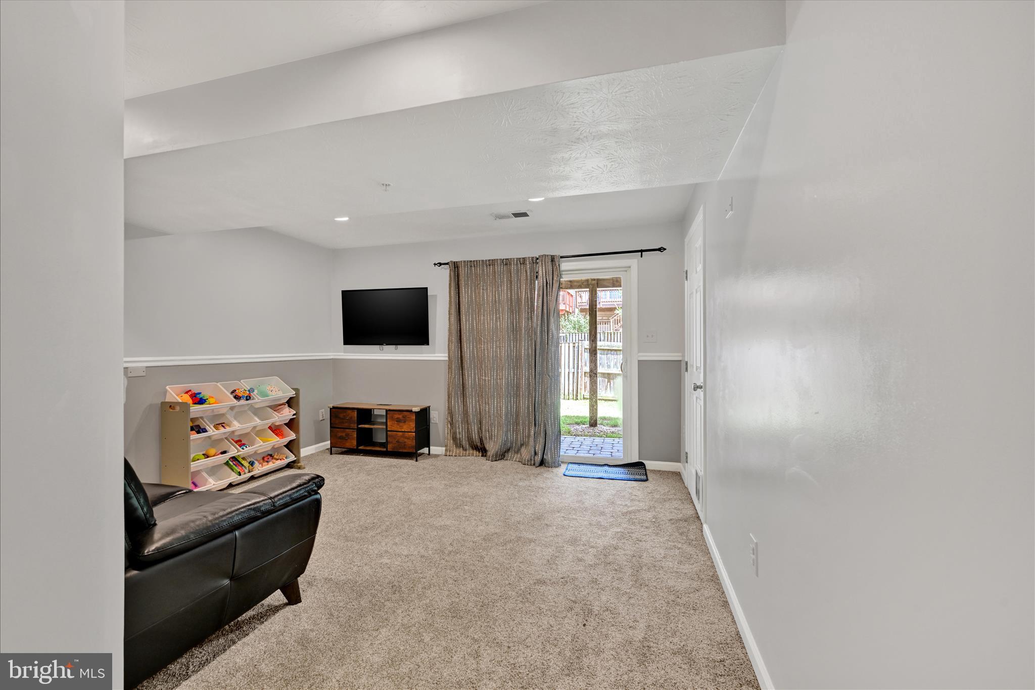 TANYARD SPRINGS - Residential