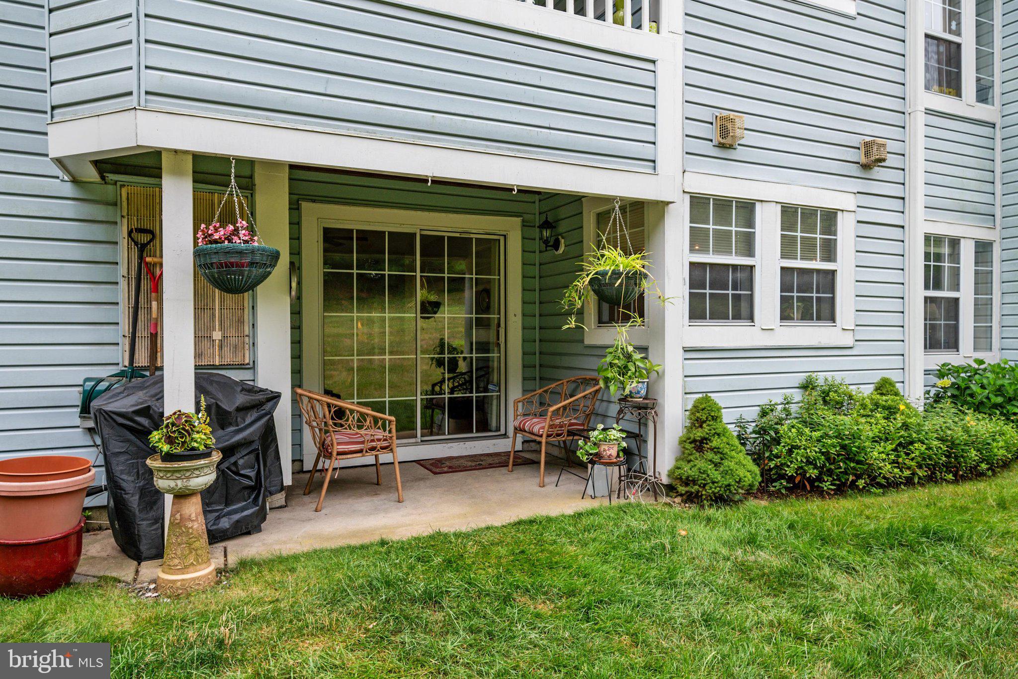 VILLAGE OF MONTGOMERY RUN - Residential