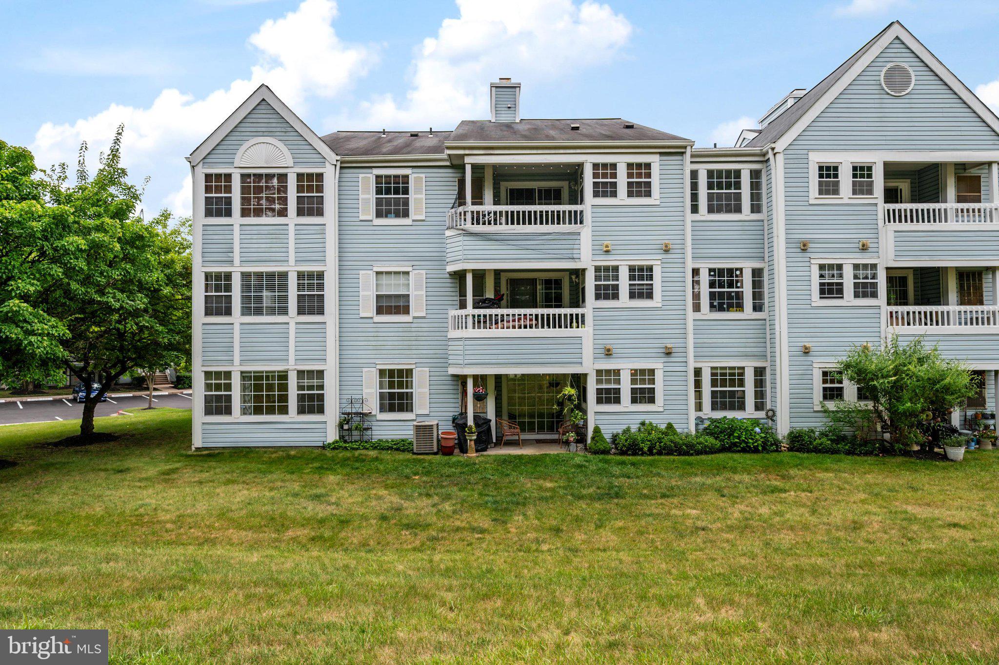 VILLAGE OF MONTGOMERY RUN - Residential