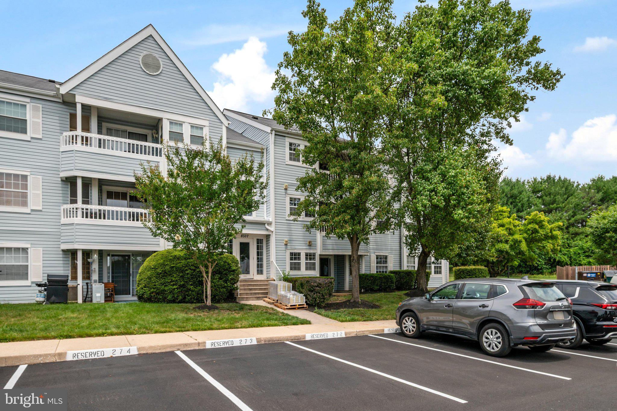 VILLAGE OF MONTGOMERY RUN - Residential