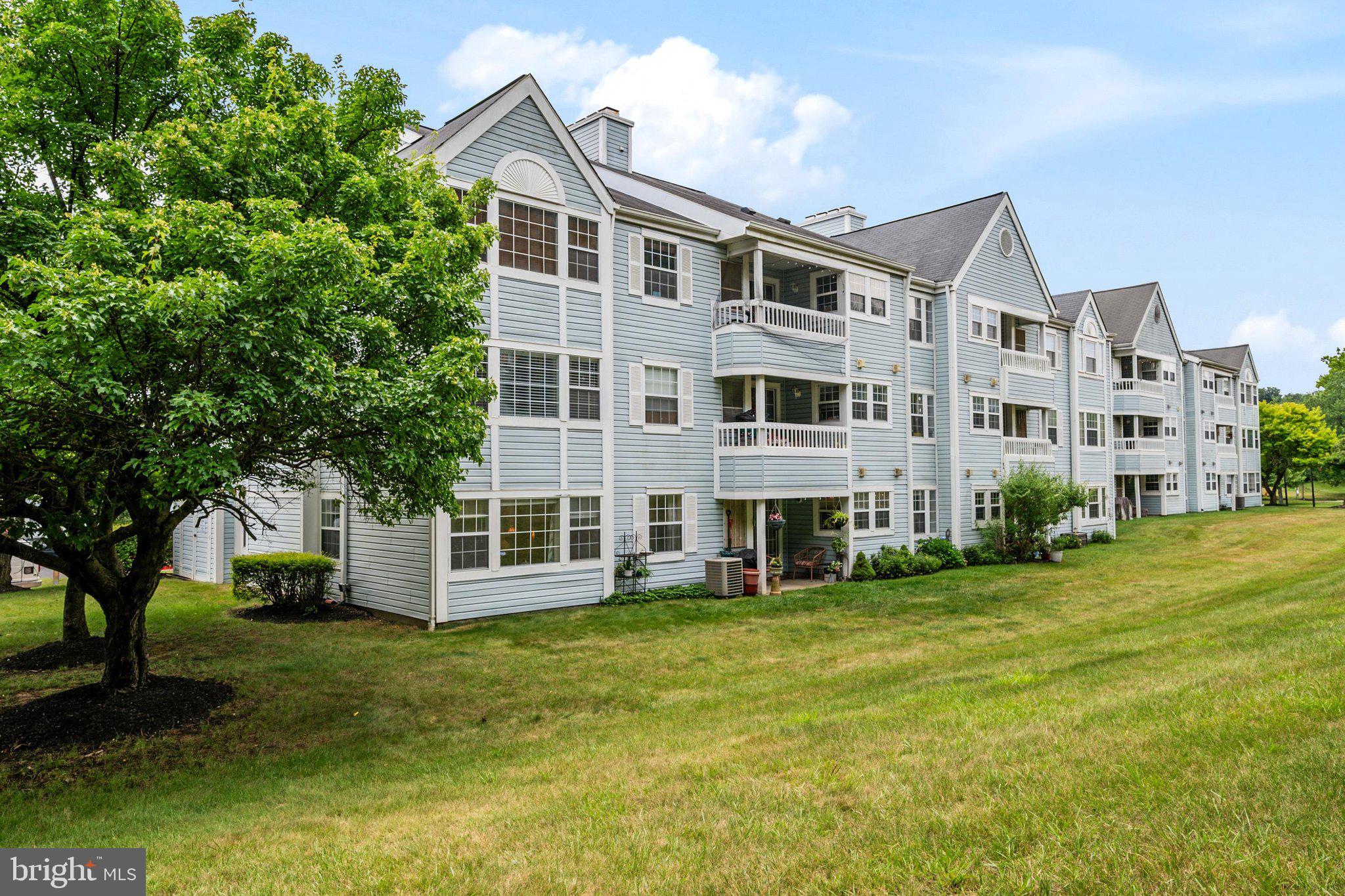 VILLAGE OF MONTGOMERY RUN - Residential