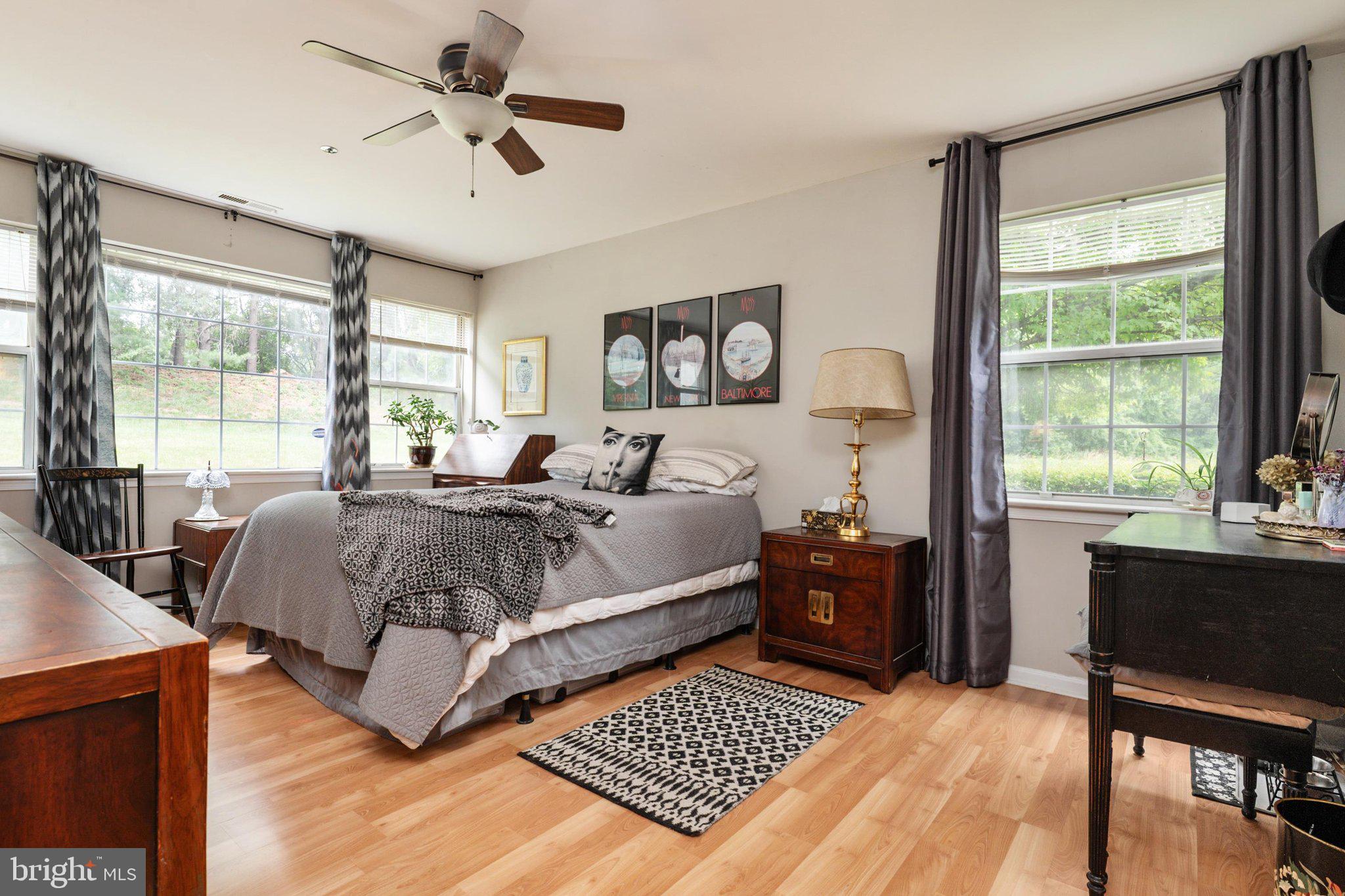 VILLAGE OF MONTGOMERY RUN - Residential