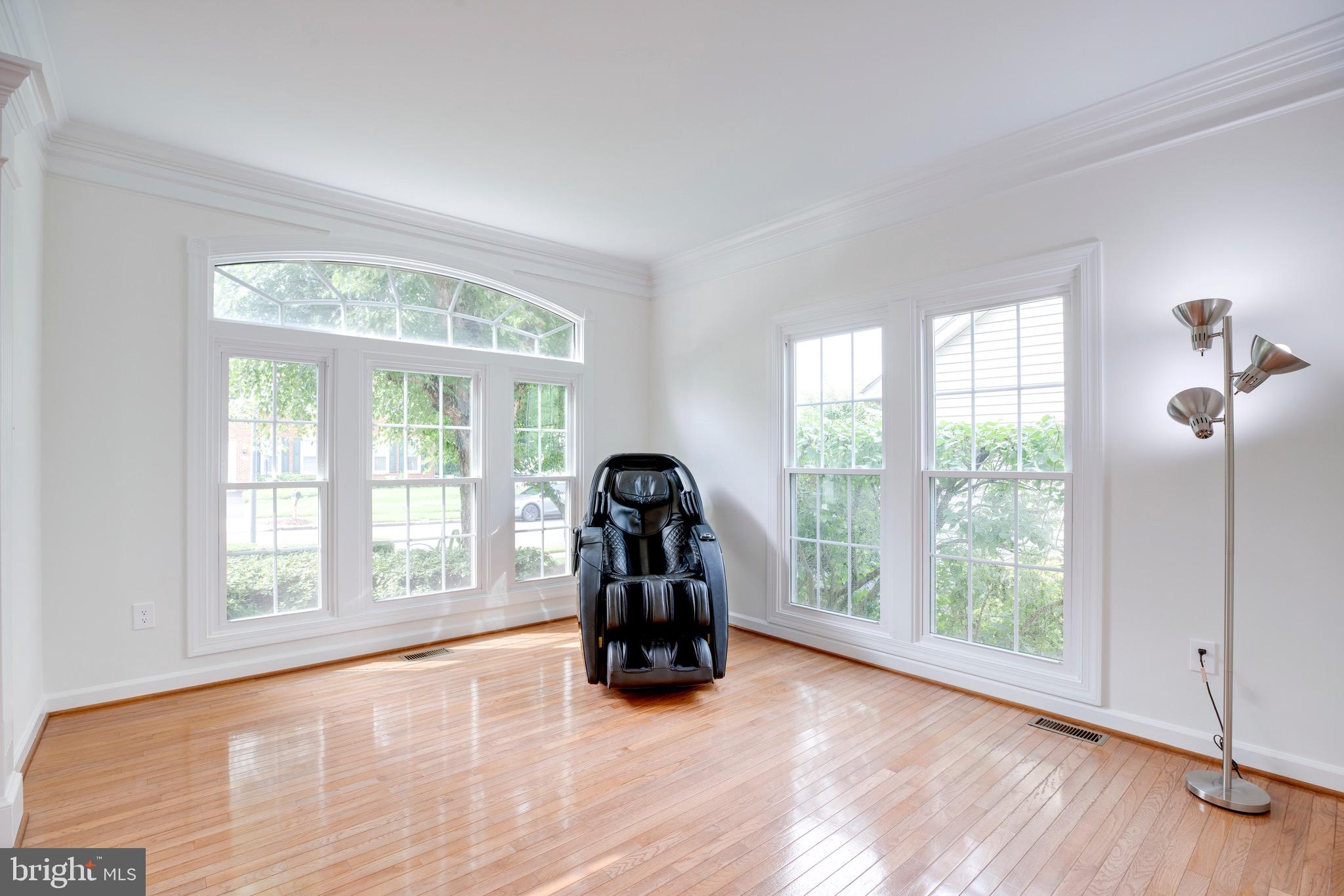 FAIR OAKS GLEN - Residential