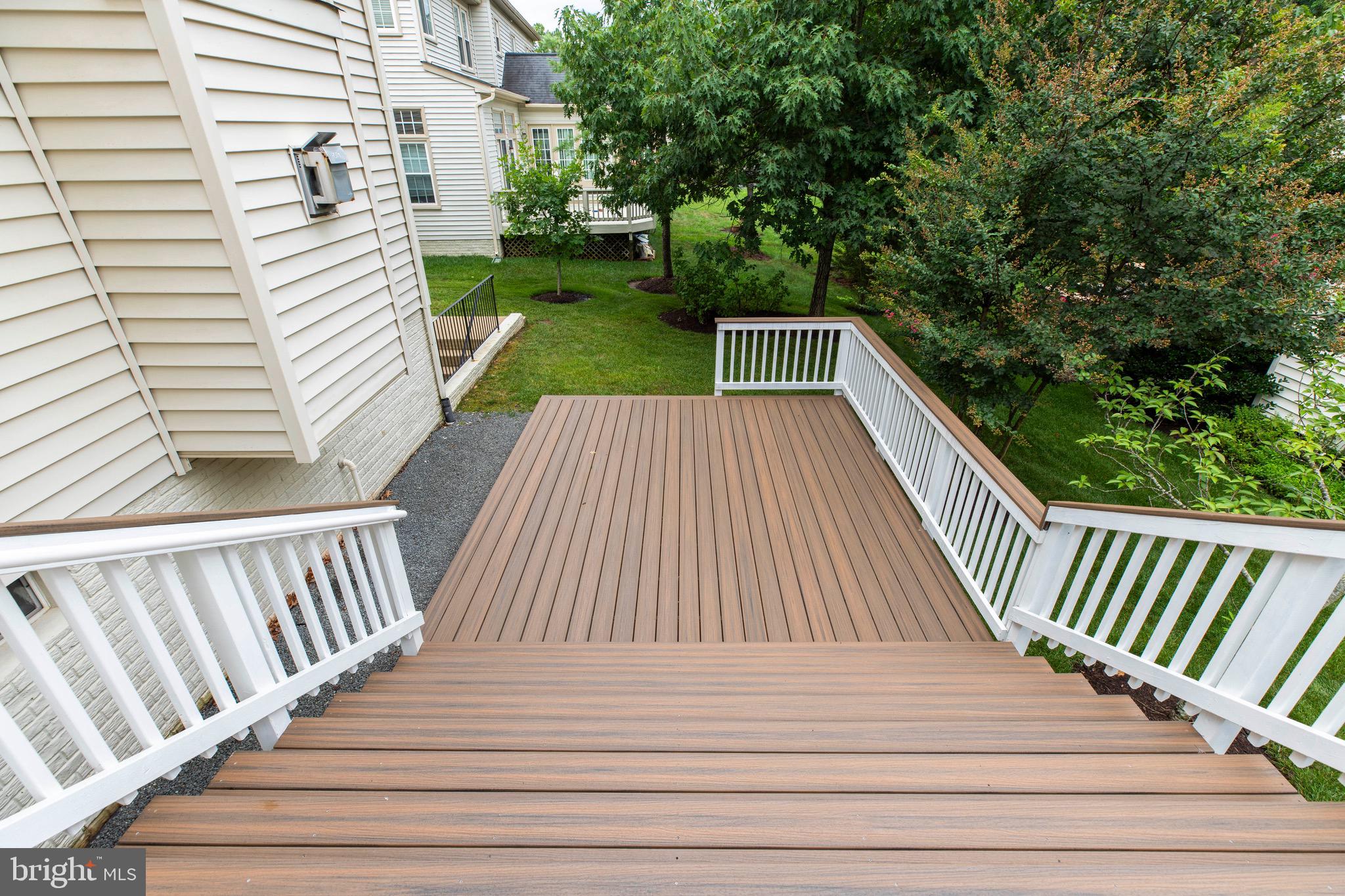 FAIR OAKS GLEN - Residential