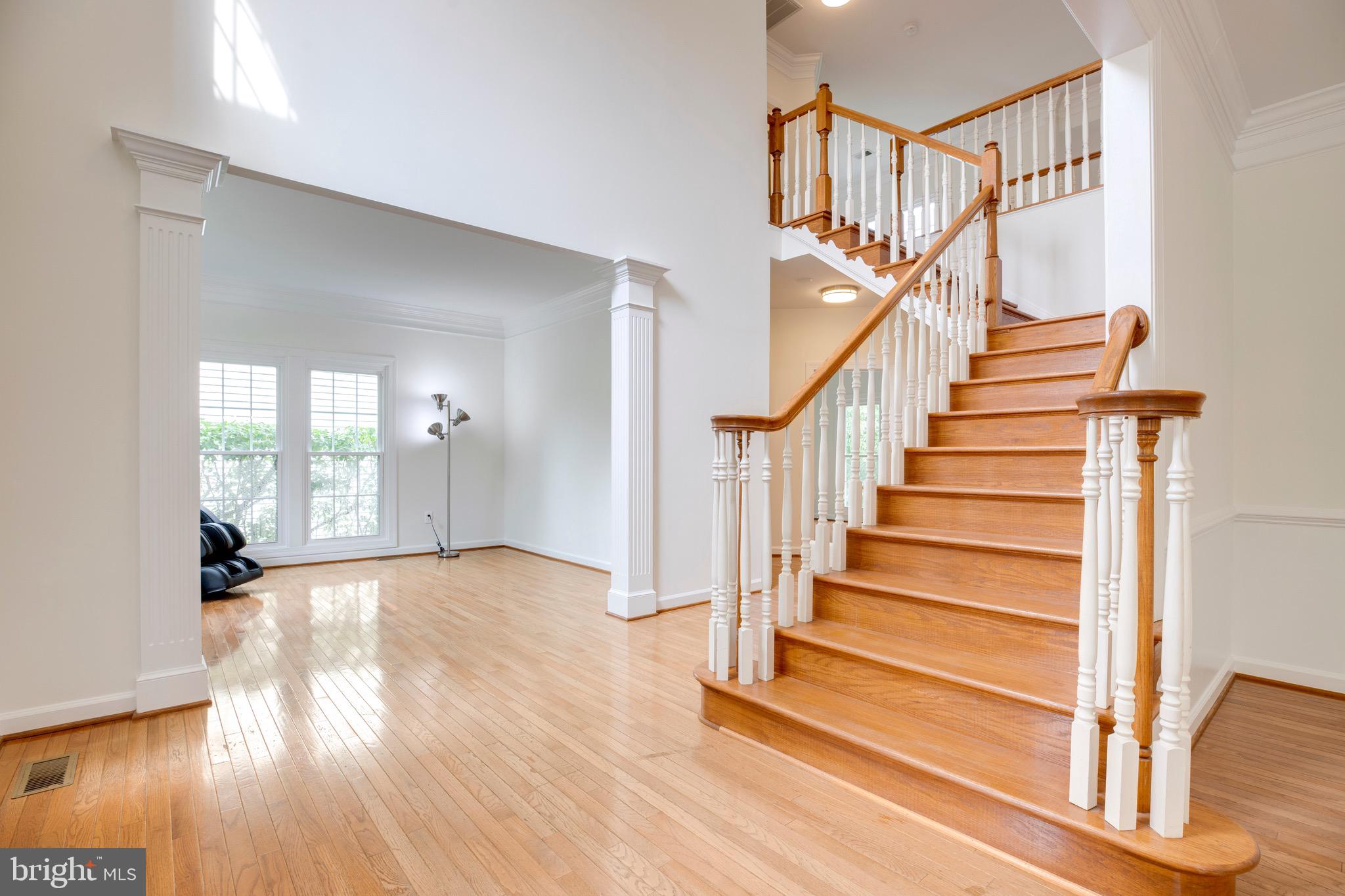 FAIR OAKS GLEN - Residential