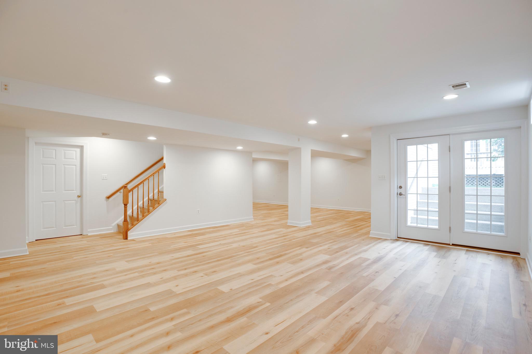 FAIR OAKS GLEN - Residential