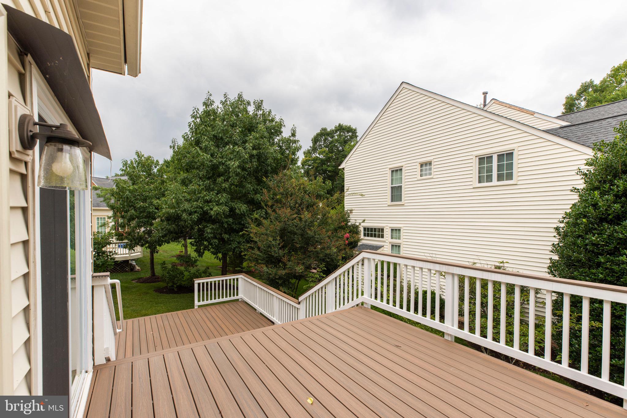 FAIR OAKS GLEN - Residential