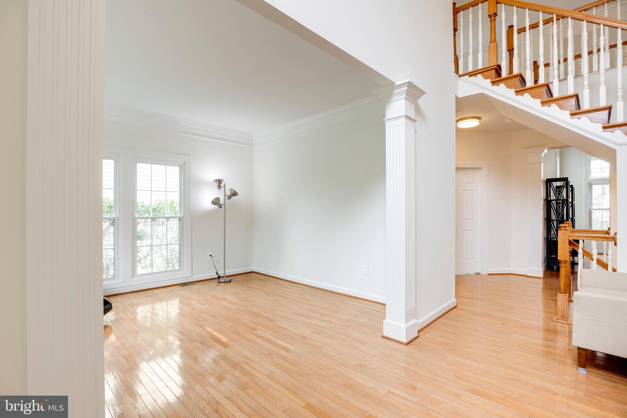 FAIR OAKS GLEN - Residential