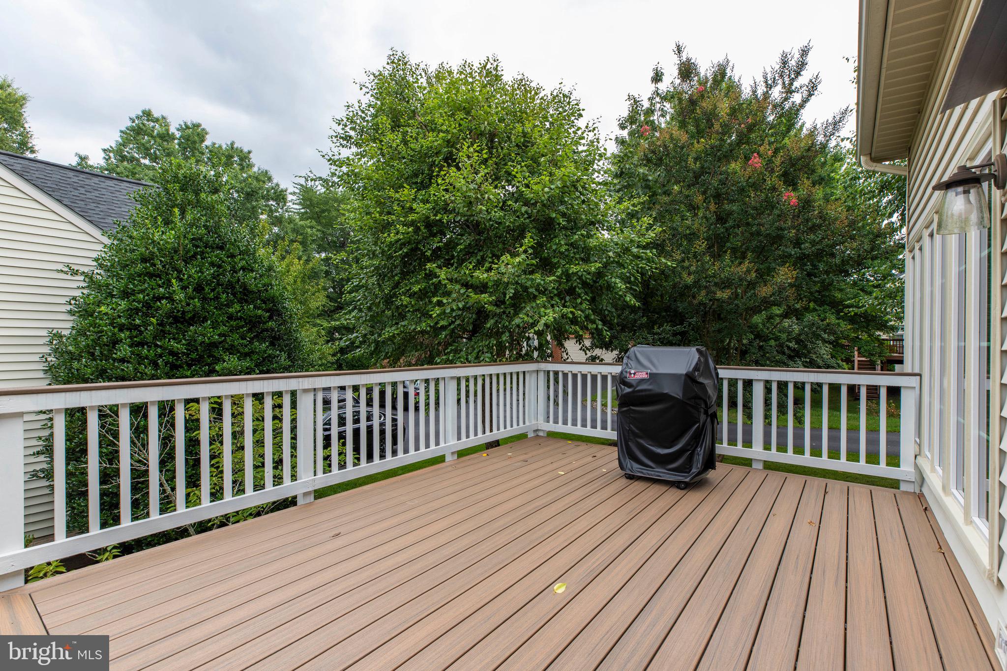 FAIR OAKS GLEN - Residential