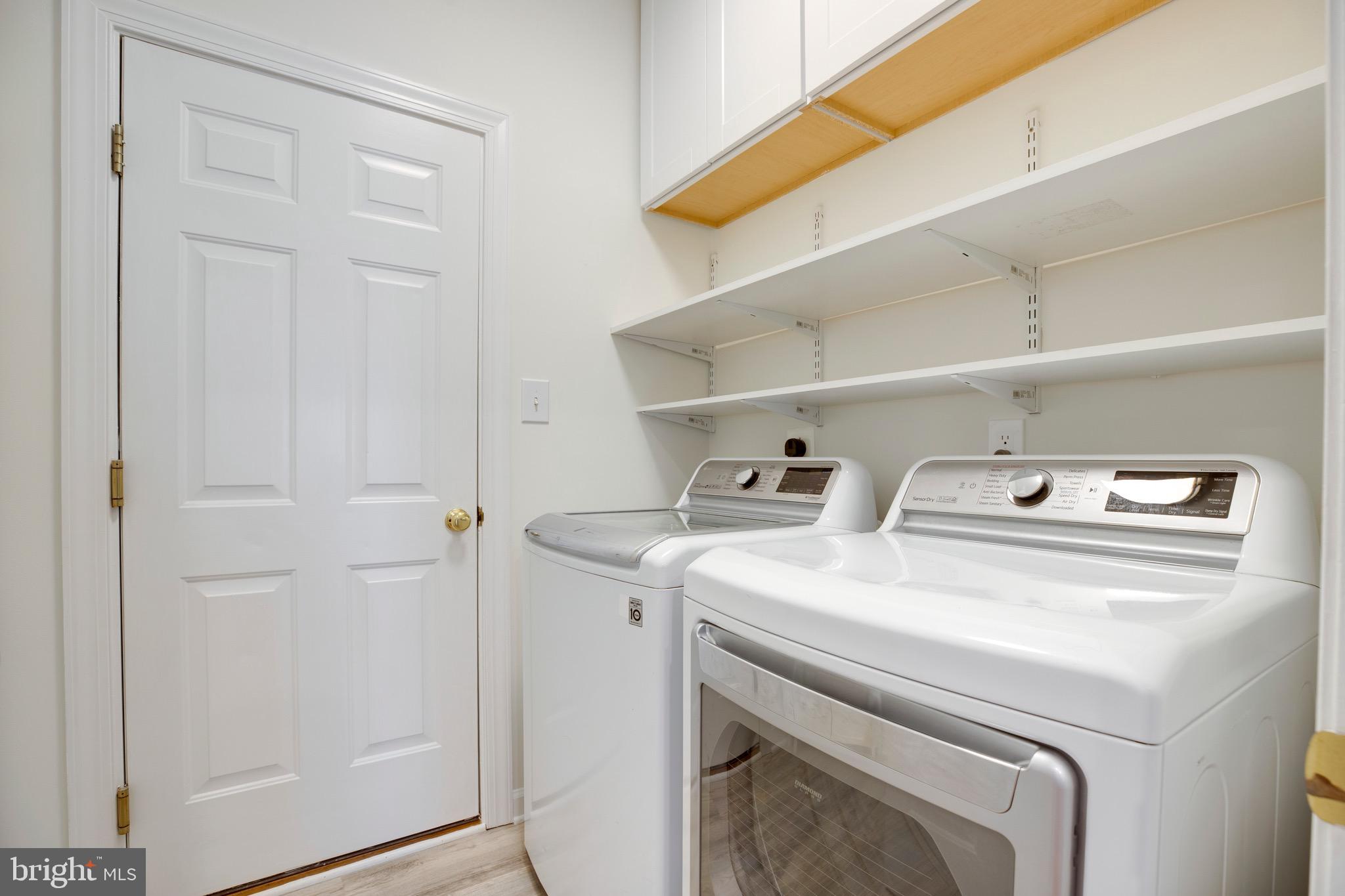 FAIR OAKS GLEN - Residential