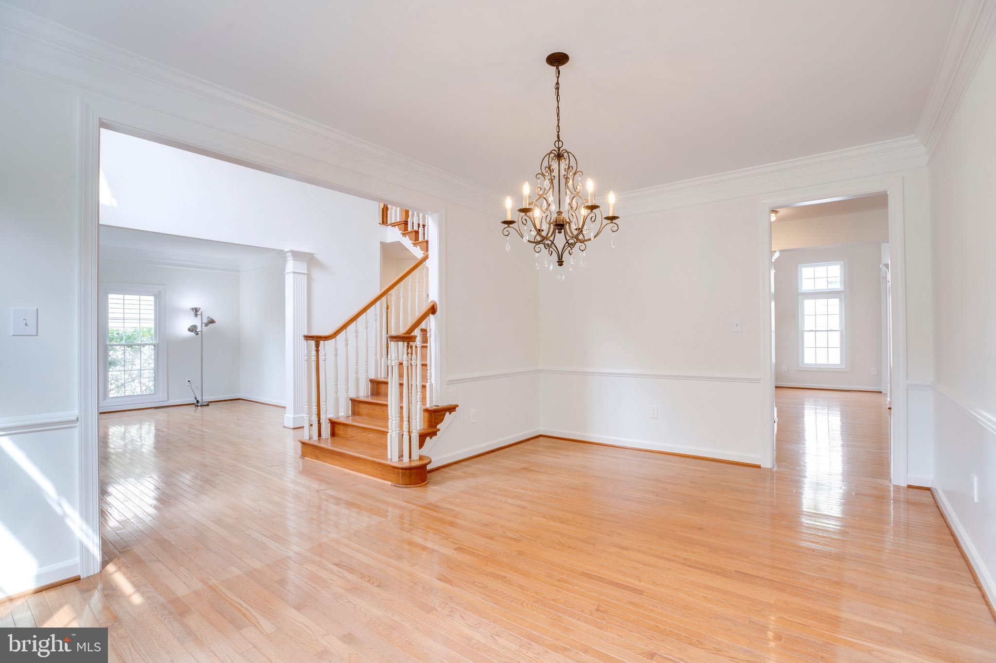 FAIR OAKS GLEN - Residential