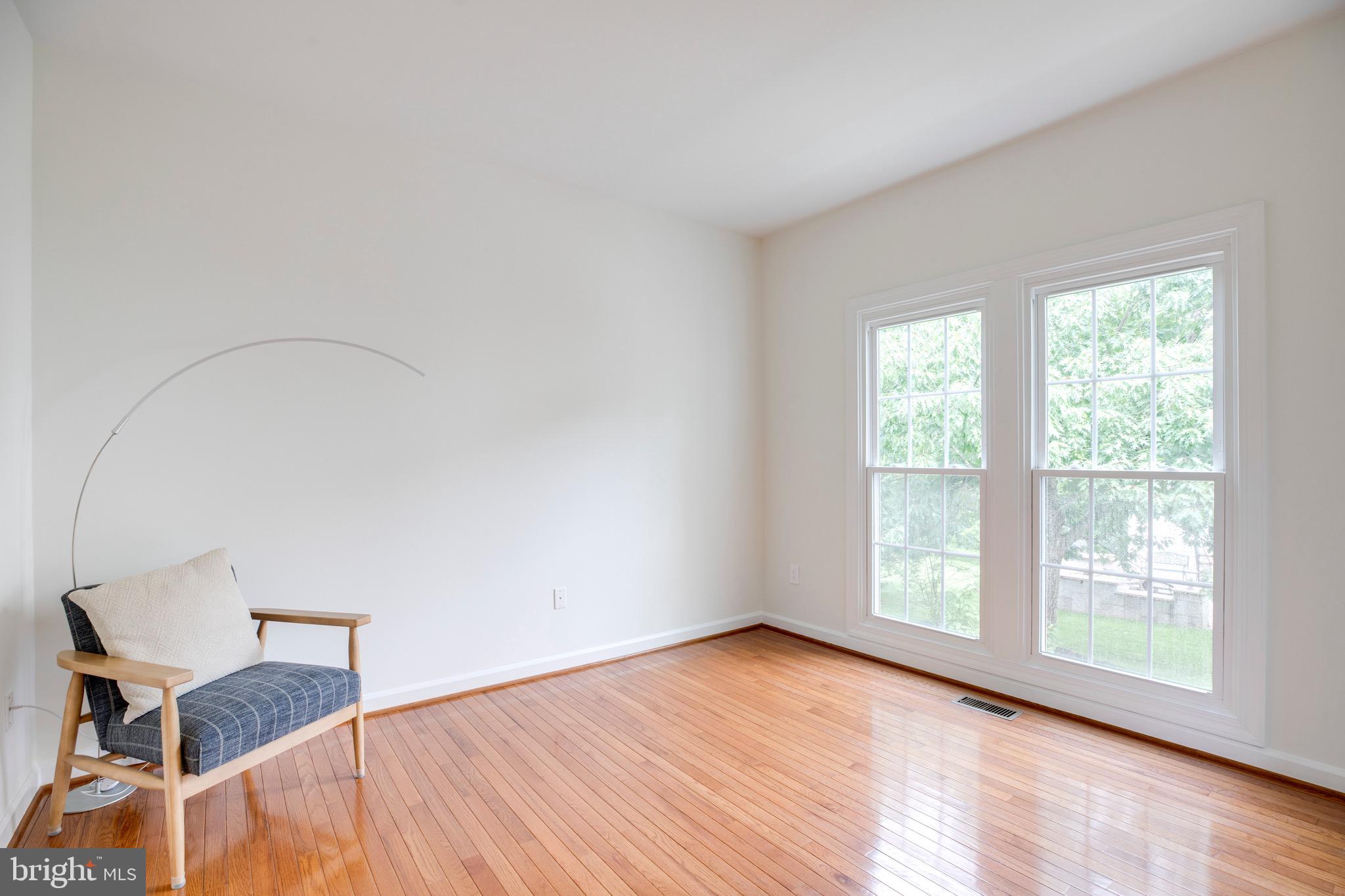 FAIR OAKS GLEN - Residential