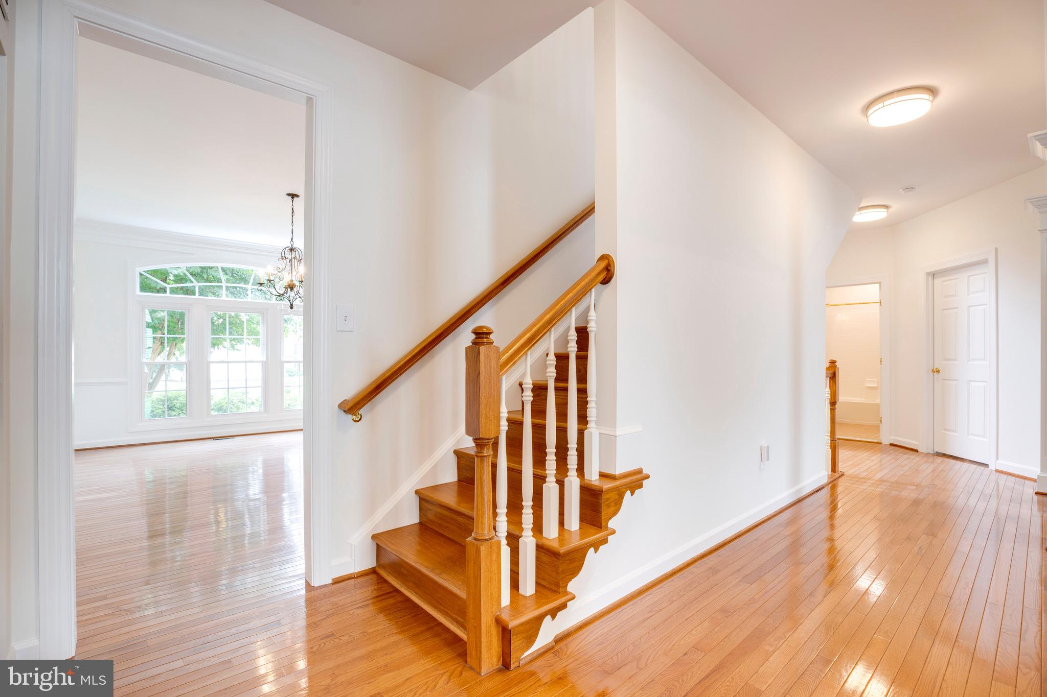 FAIR OAKS GLEN - Residential