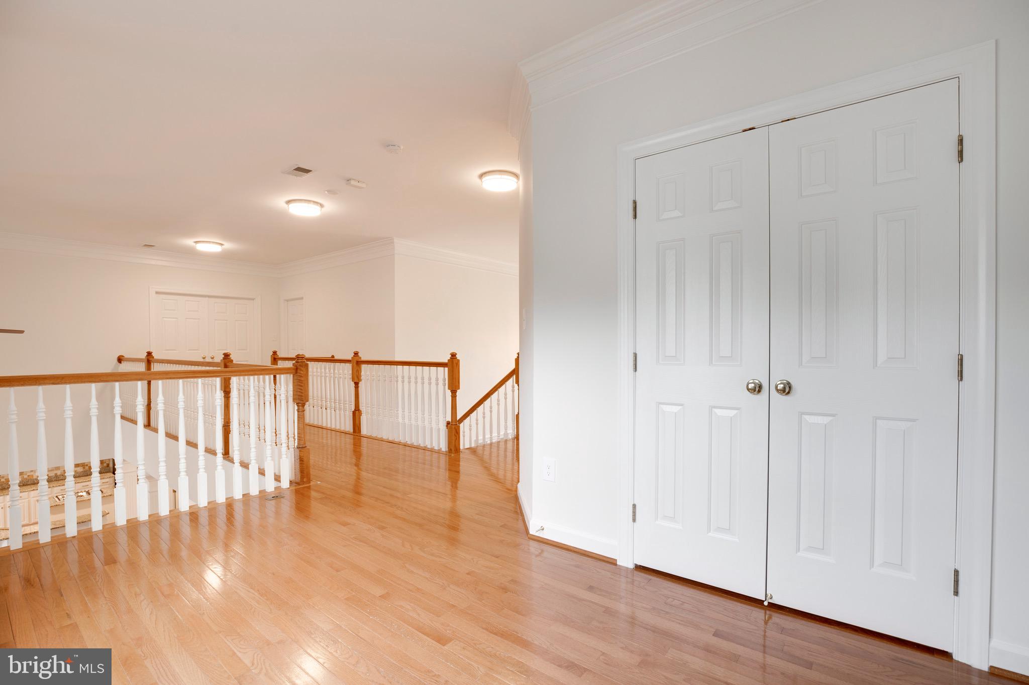 FAIR OAKS GLEN - Residential