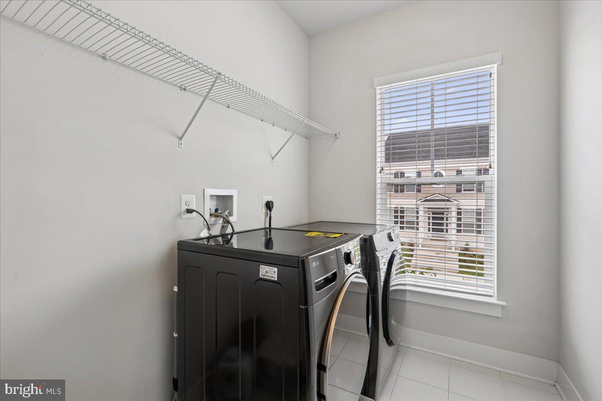 TWO RIVERS - Residential